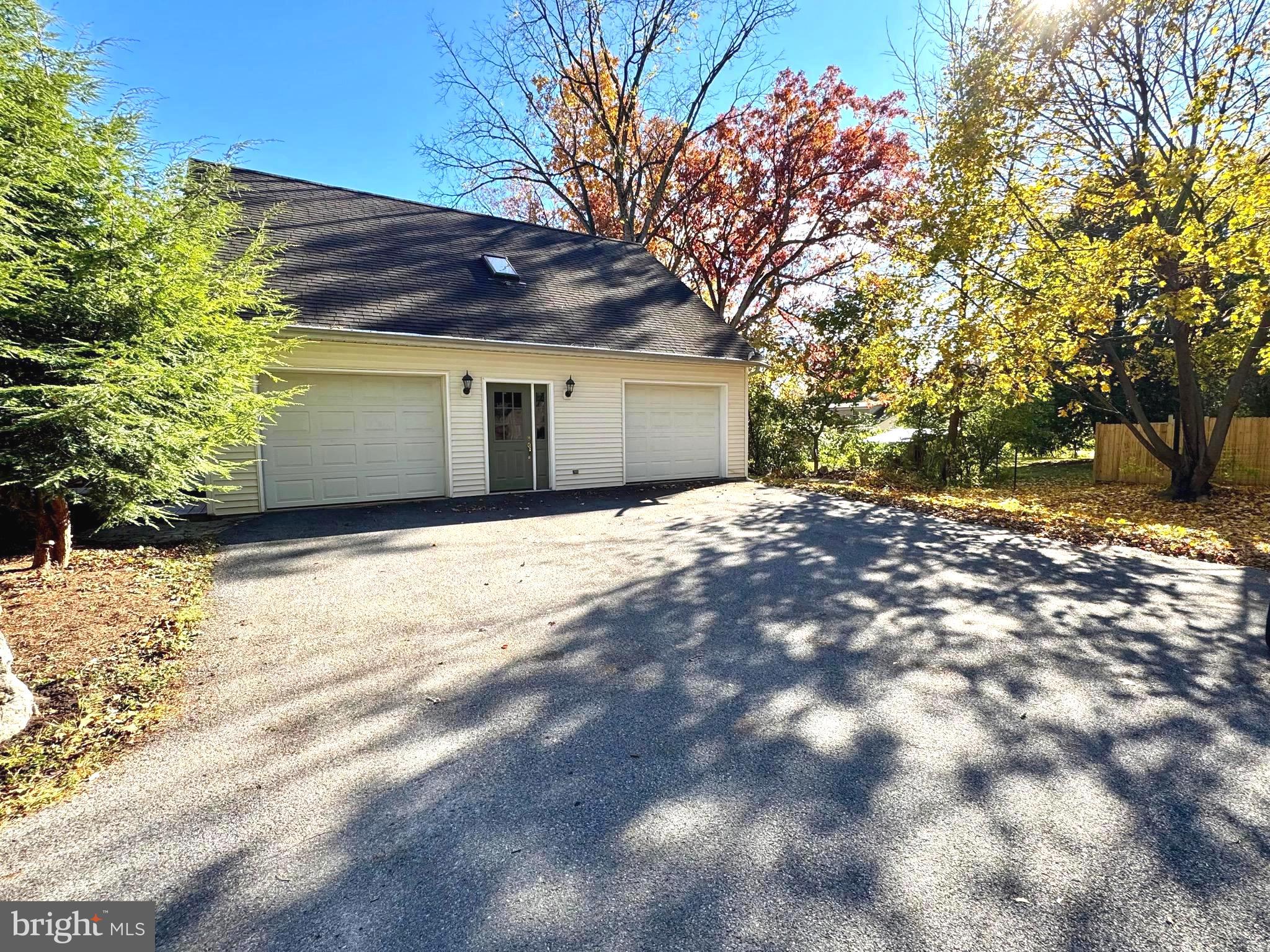 WOODYCREST - Residential