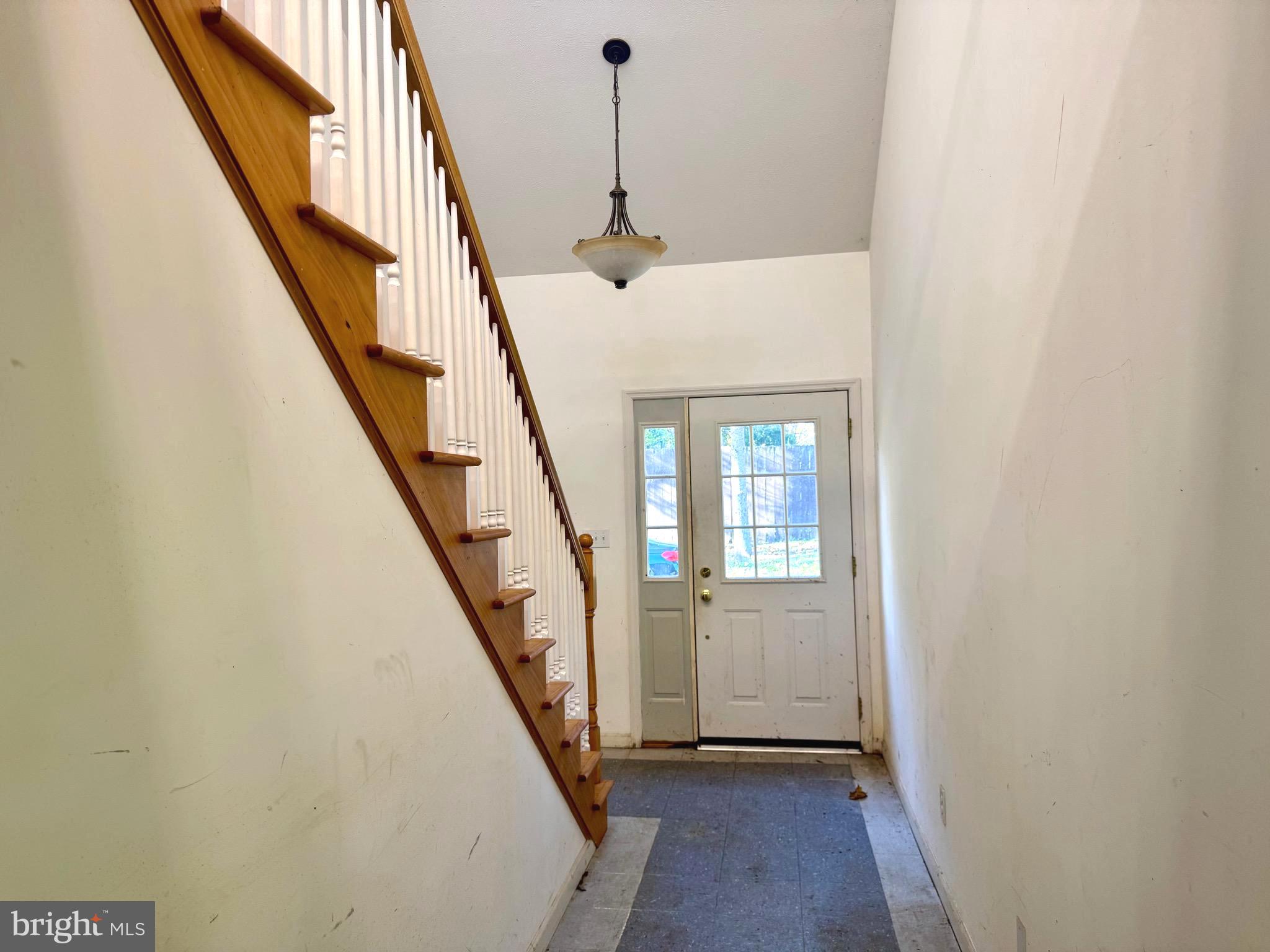 WOODYCREST - Residential