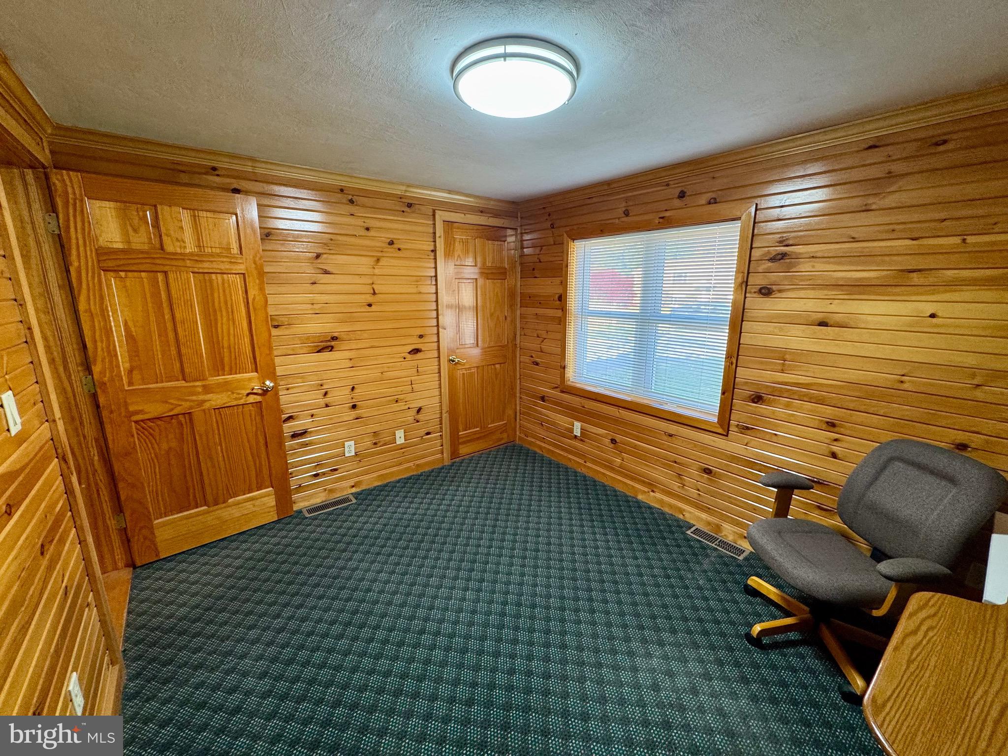 WOODYCREST - Residential