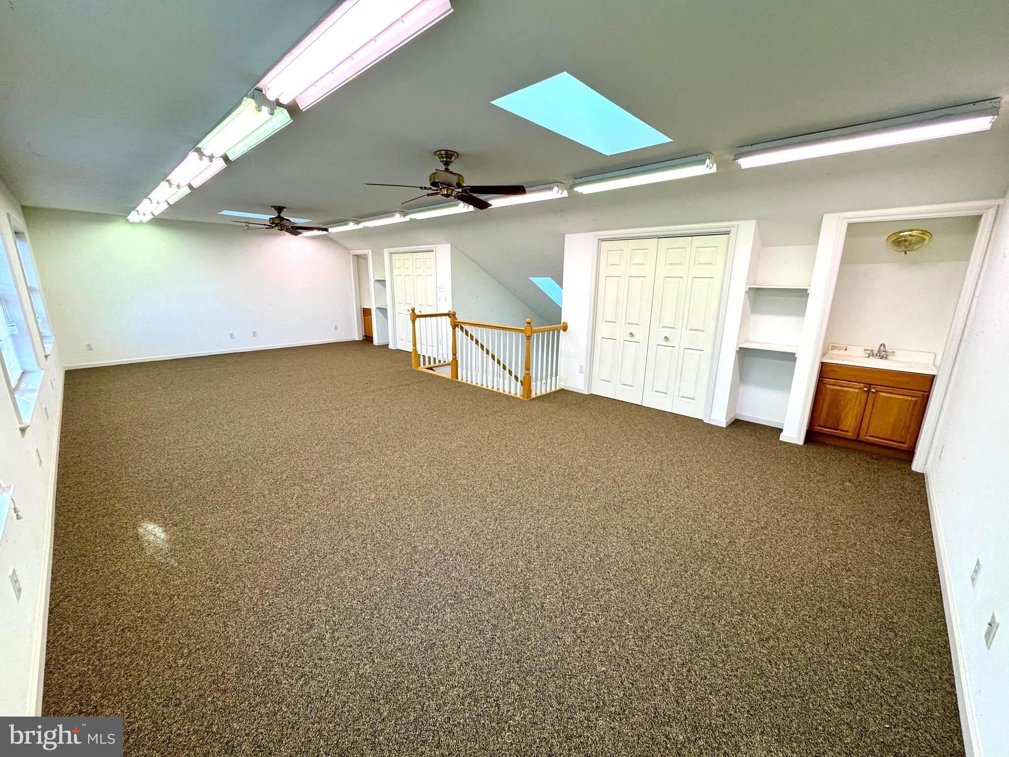 WOODYCREST - Residential