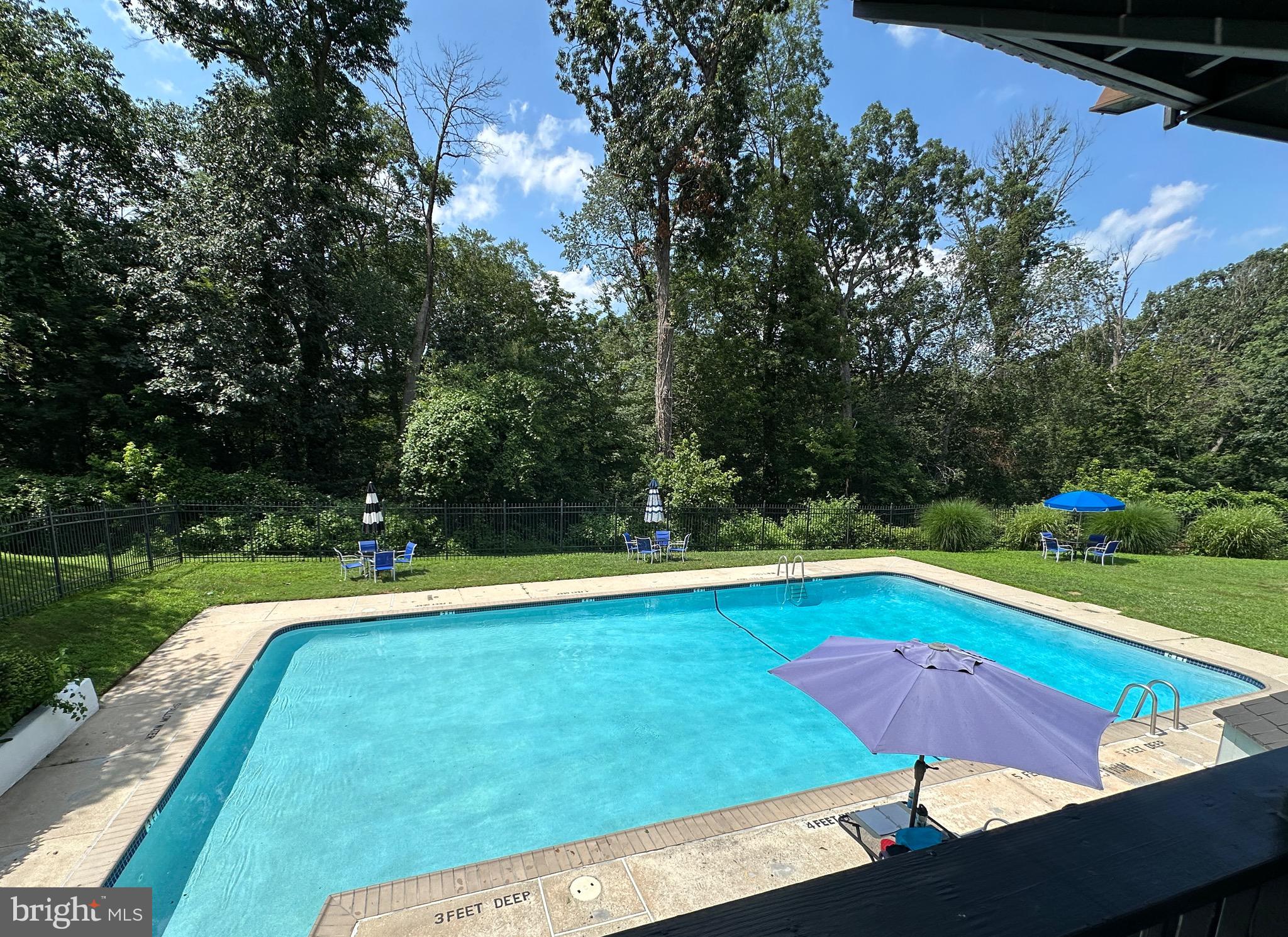 EAST FALLS - Residential