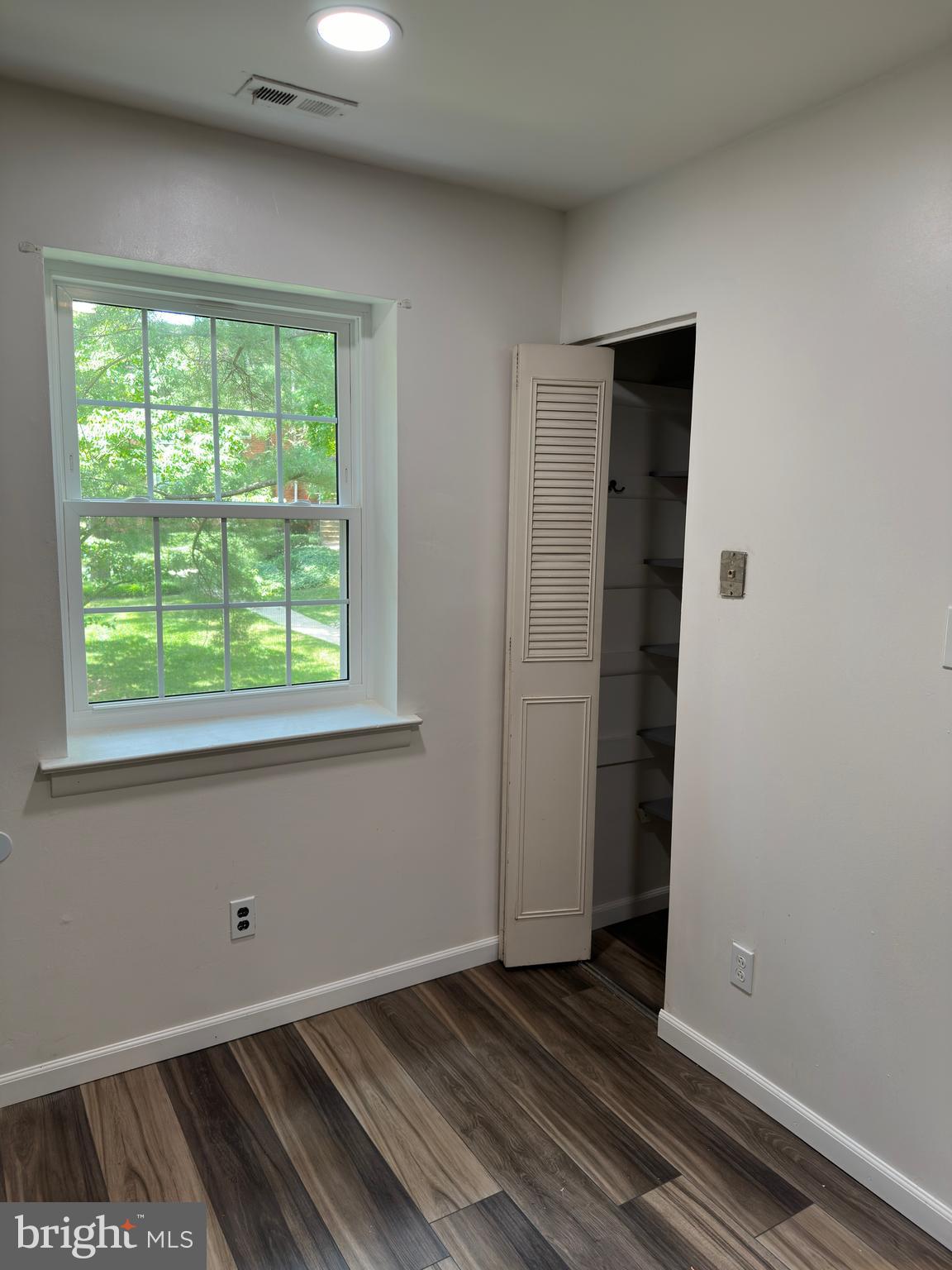 EAST FALLS - Residential