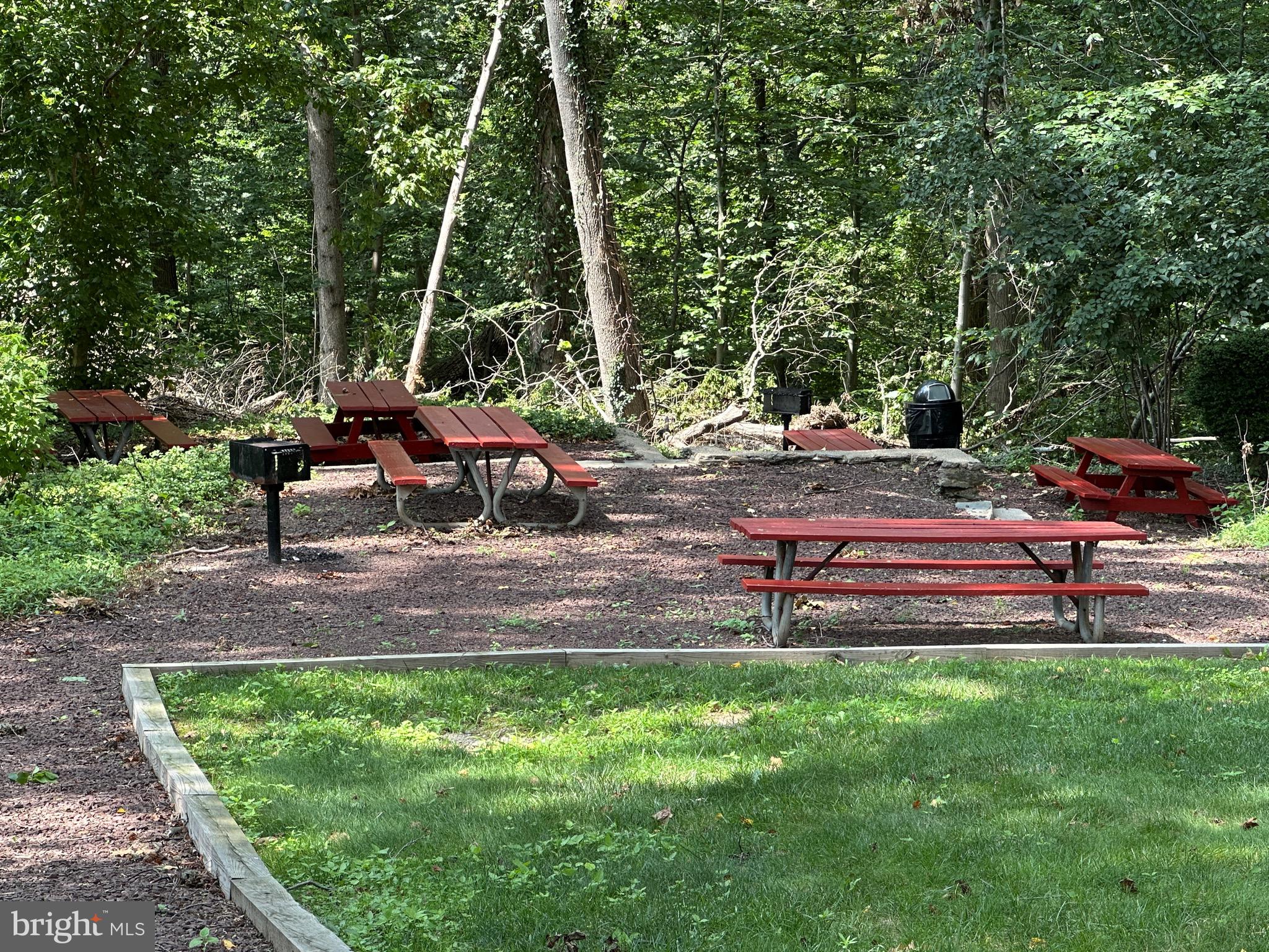 EAST FALLS - Residential