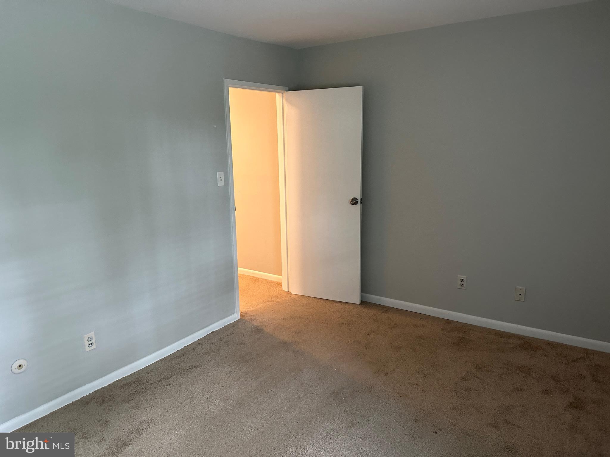 EAST FALLS - Residential