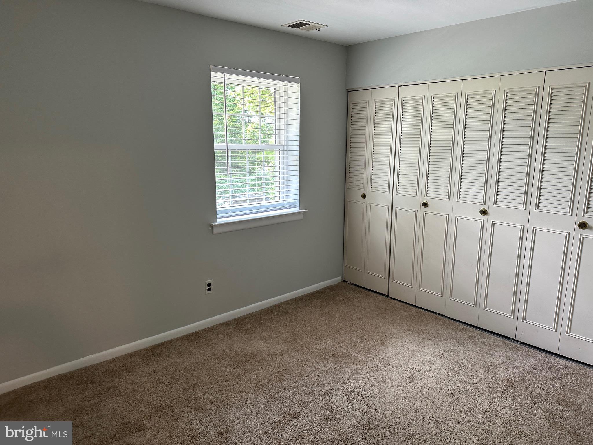 EAST FALLS - Residential