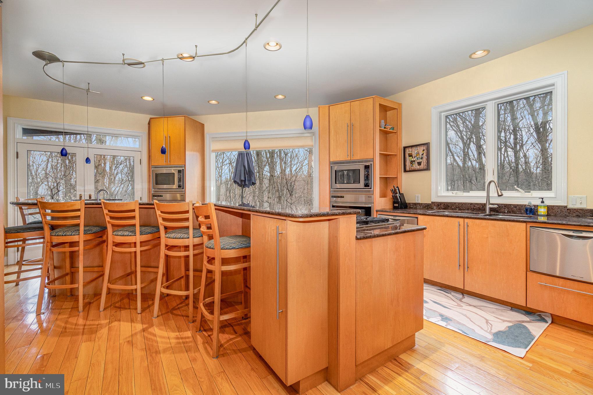 DERRY WOODS - Residential