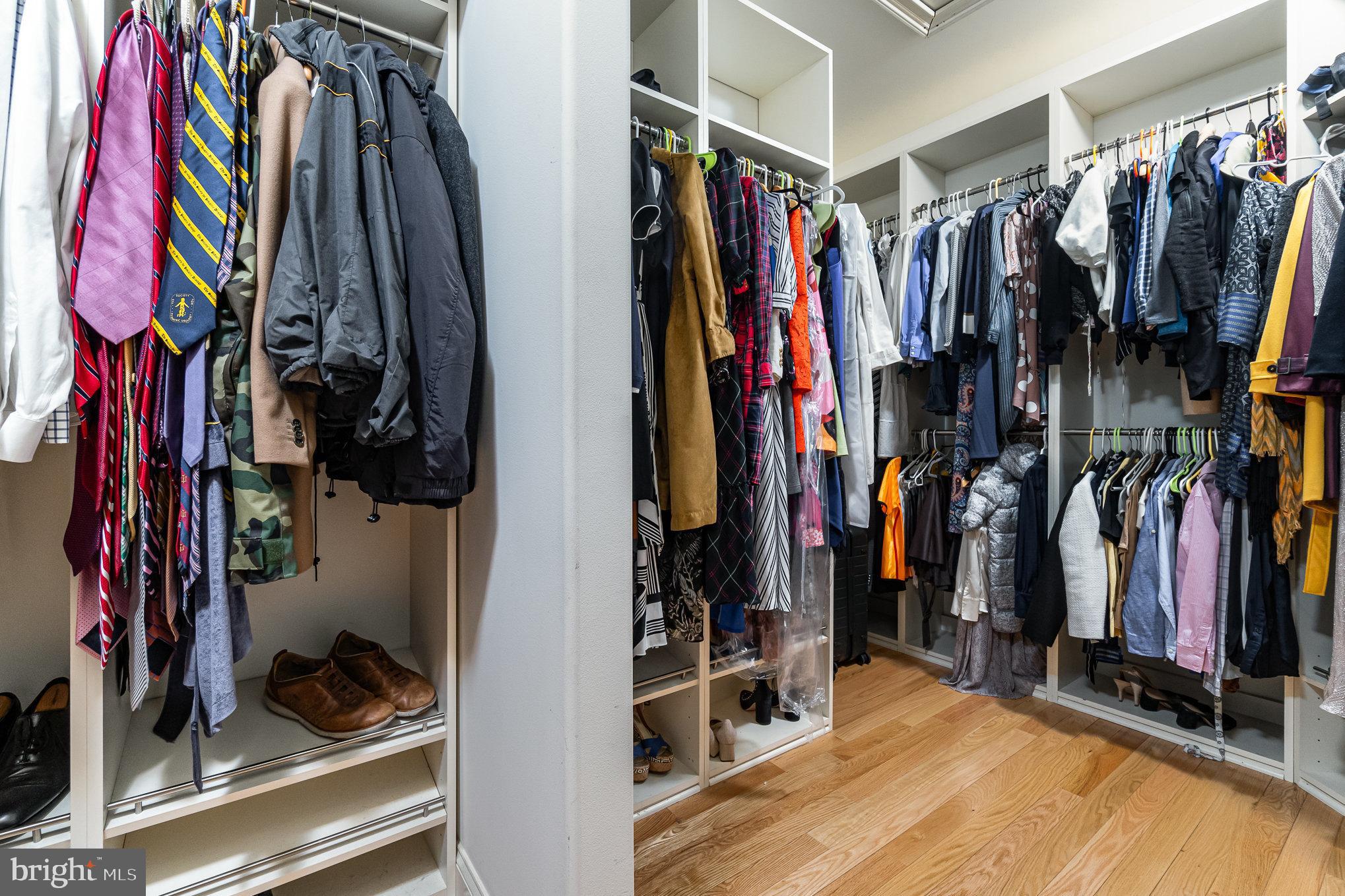 DERRY WOODS - Residential