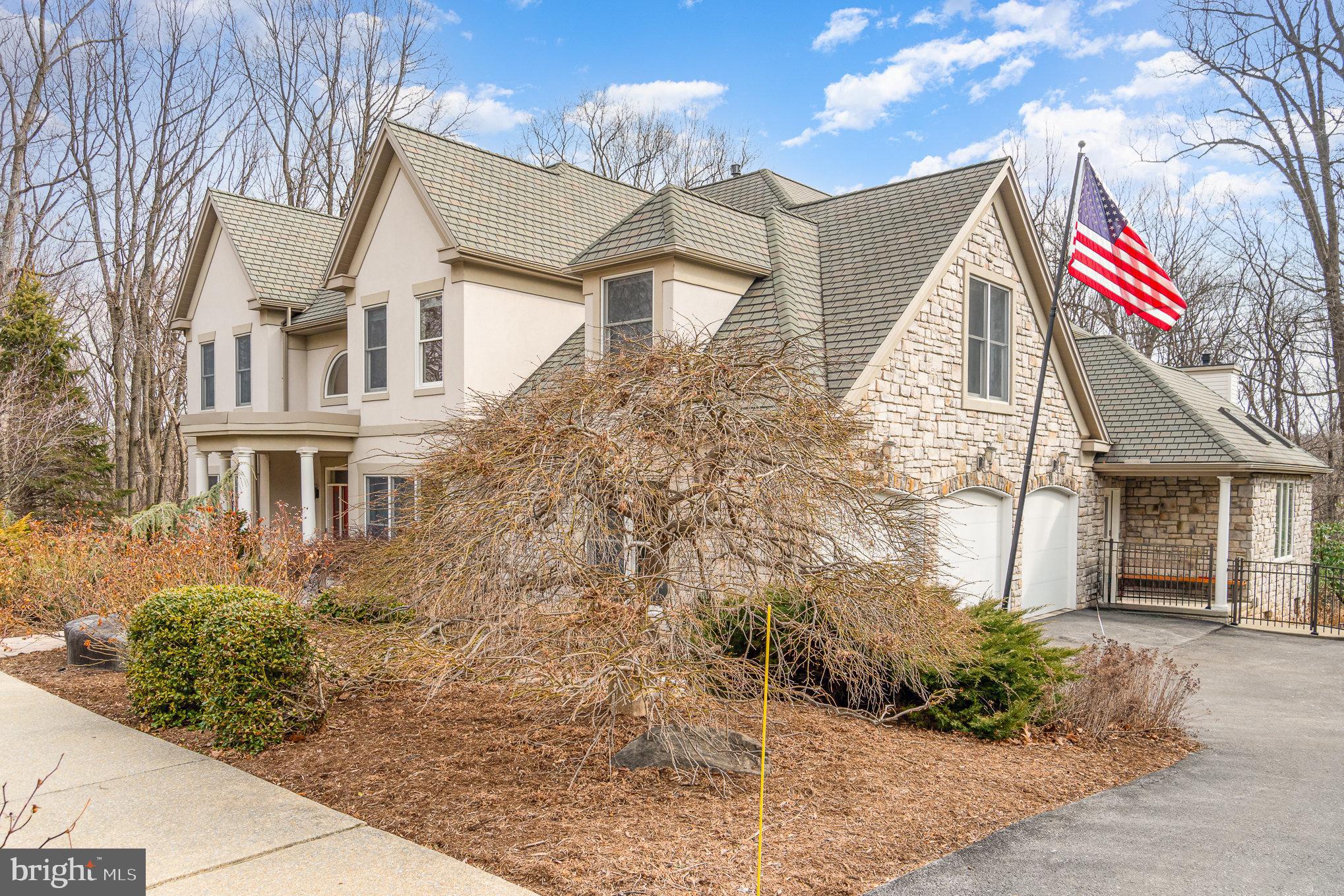 DERRY WOODS - Residential