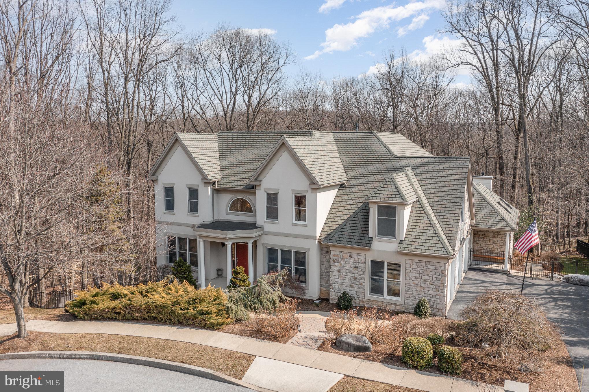 DERRY WOODS - Residential