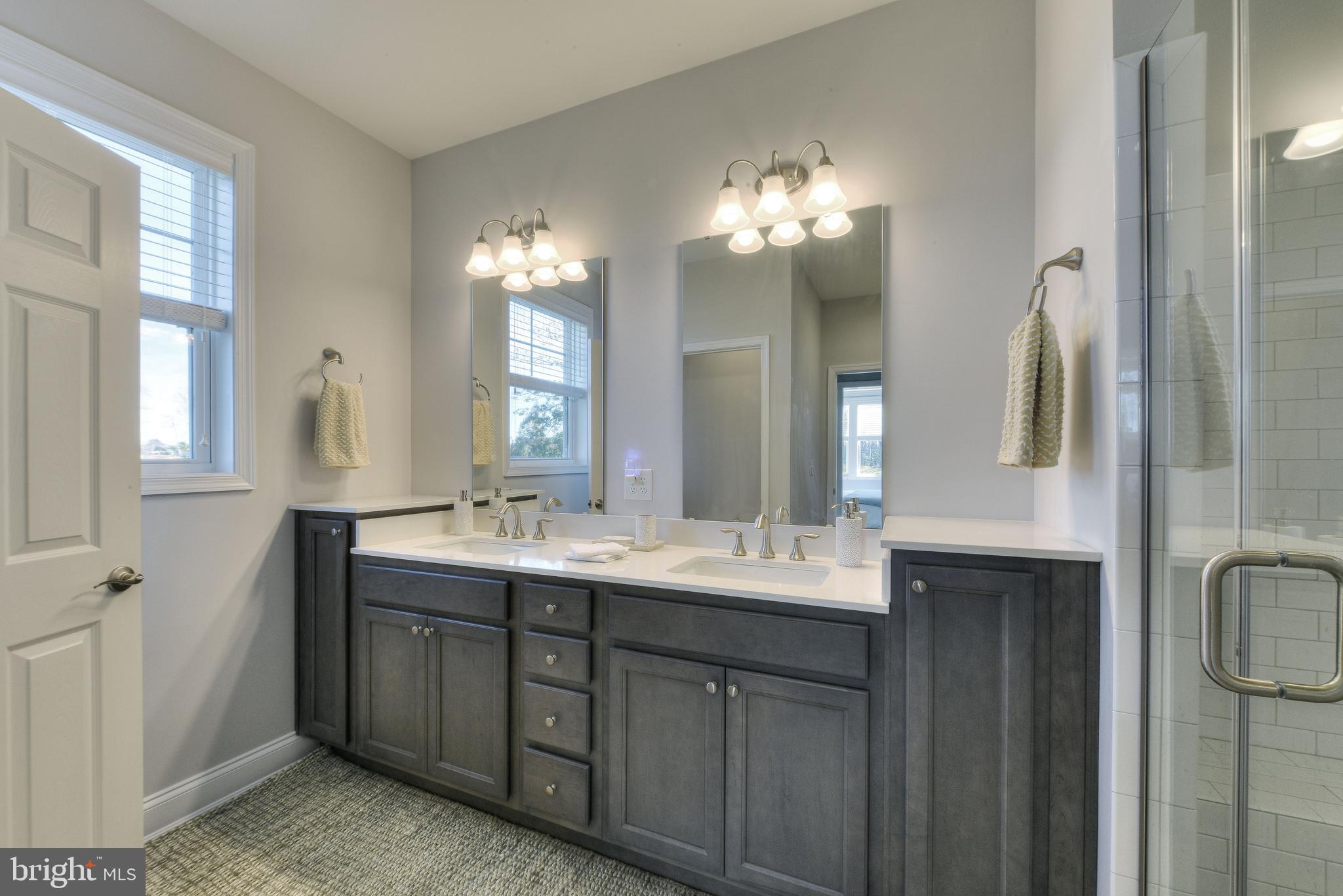 ARBOR-LYN - Residential