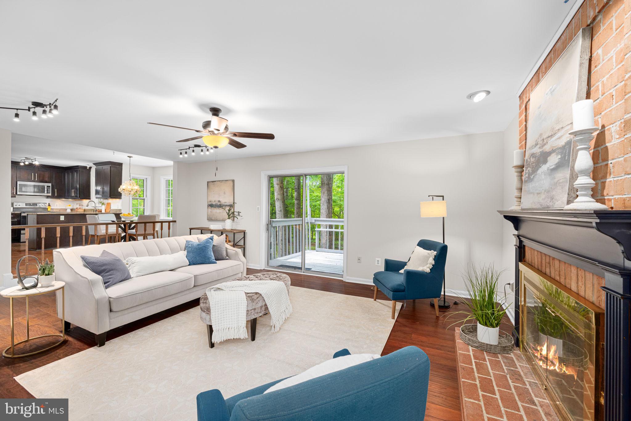 1517 SNUGHILL COURT