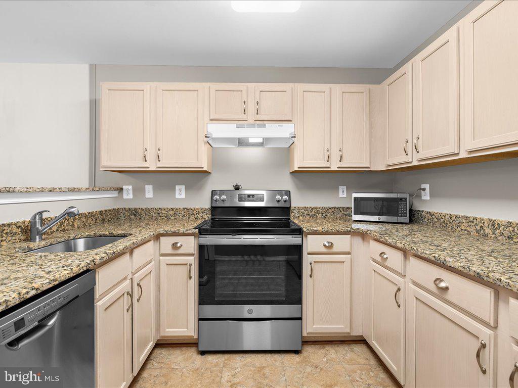 SCOTTS CROSSING - Residential