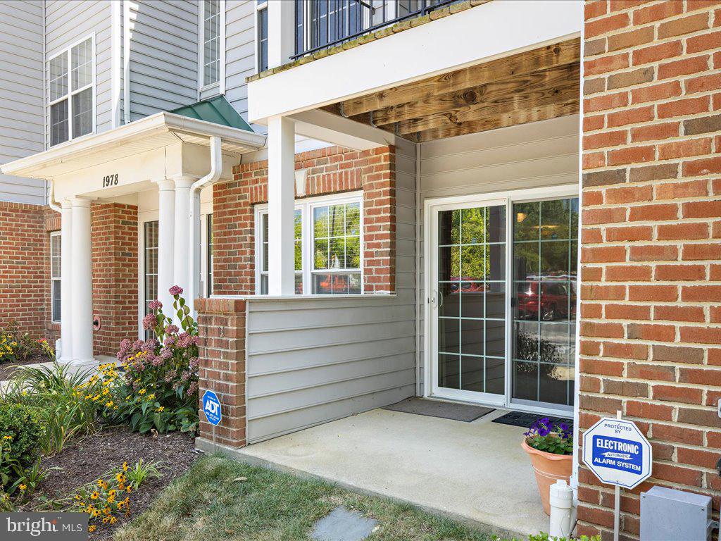 SCOTTS CROSSING - Residential