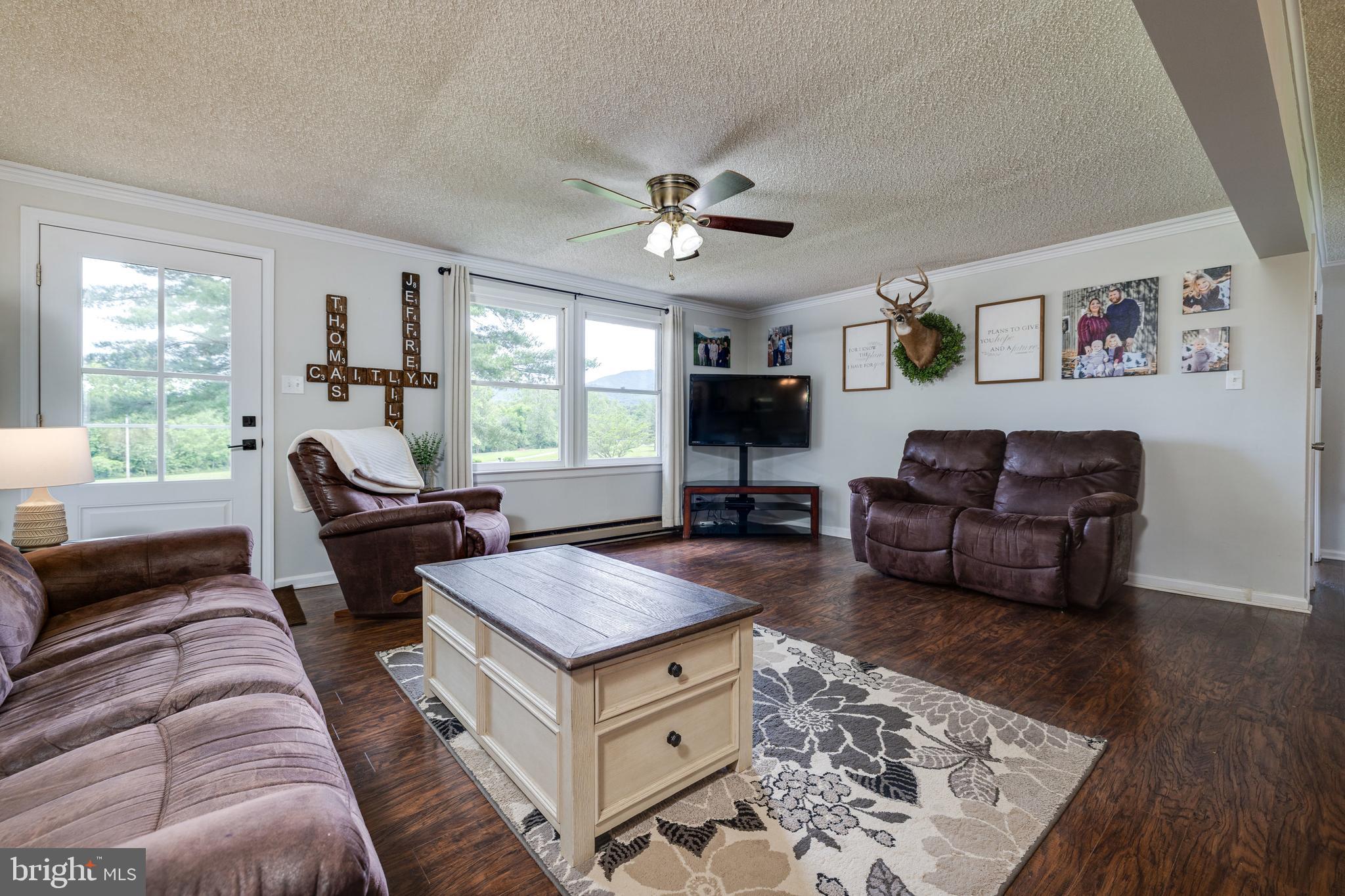 PARKVIEW ESTATES - Residential