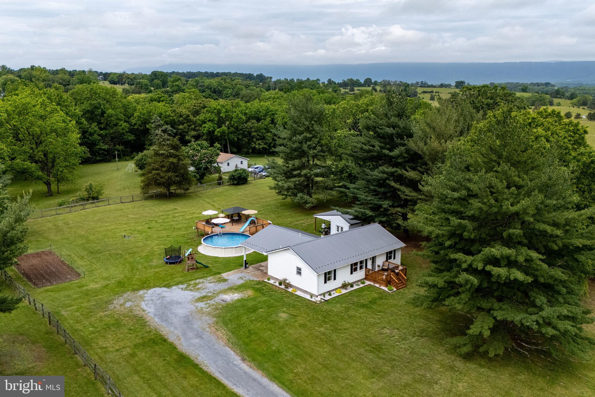 PARKVIEW ESTATES - Residential