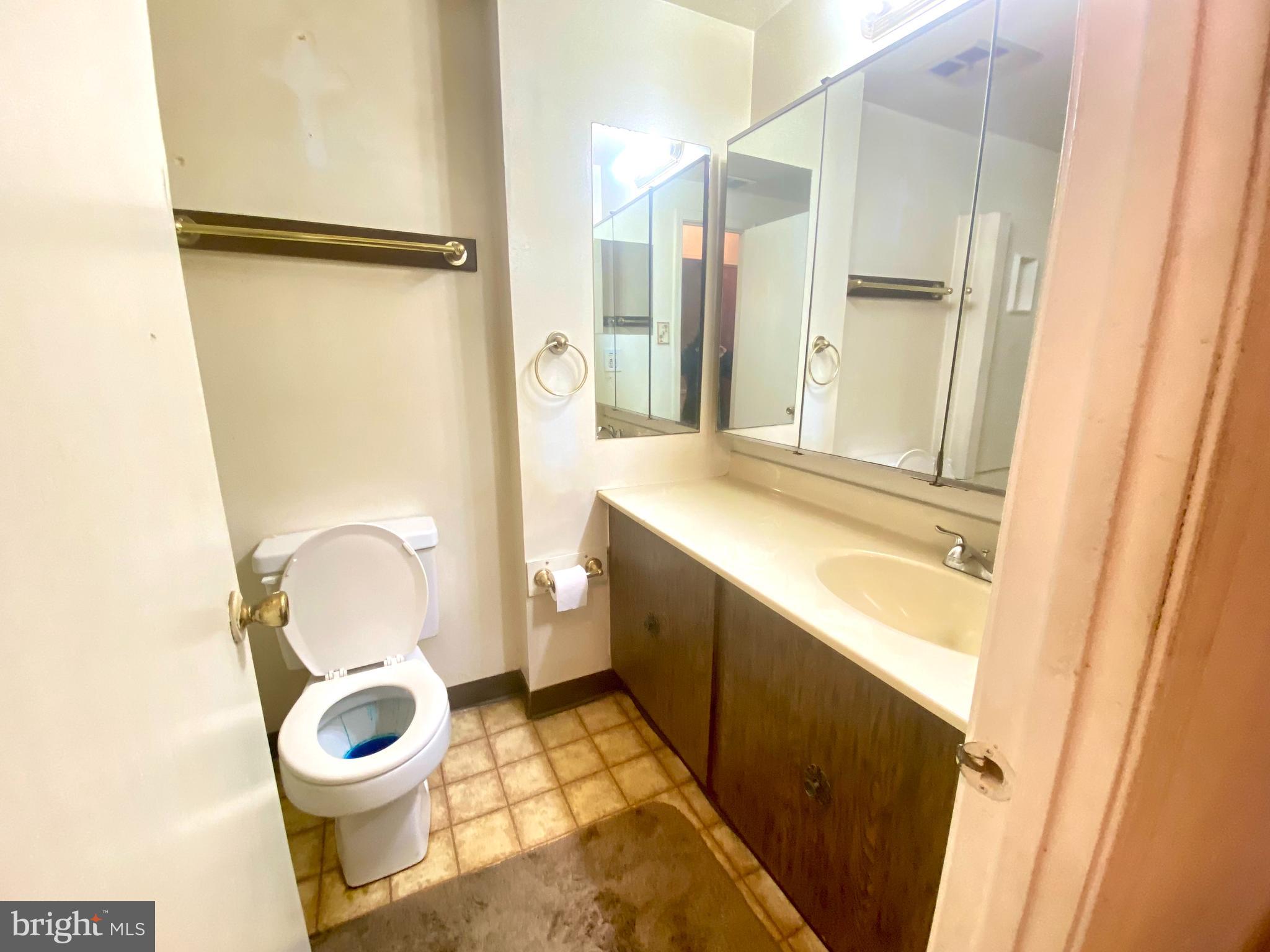 ACADEMY GARDENS - Residential Income