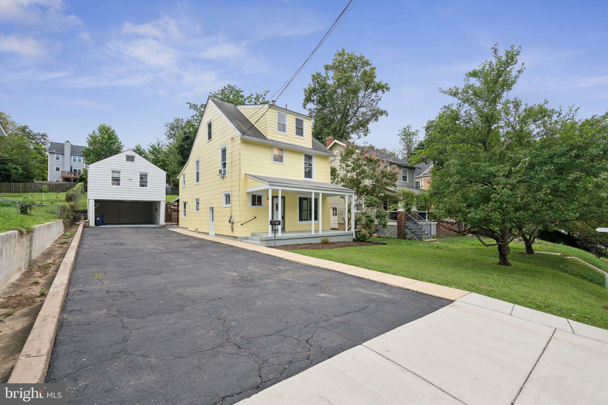 710 SILVER SPRING AVENUE