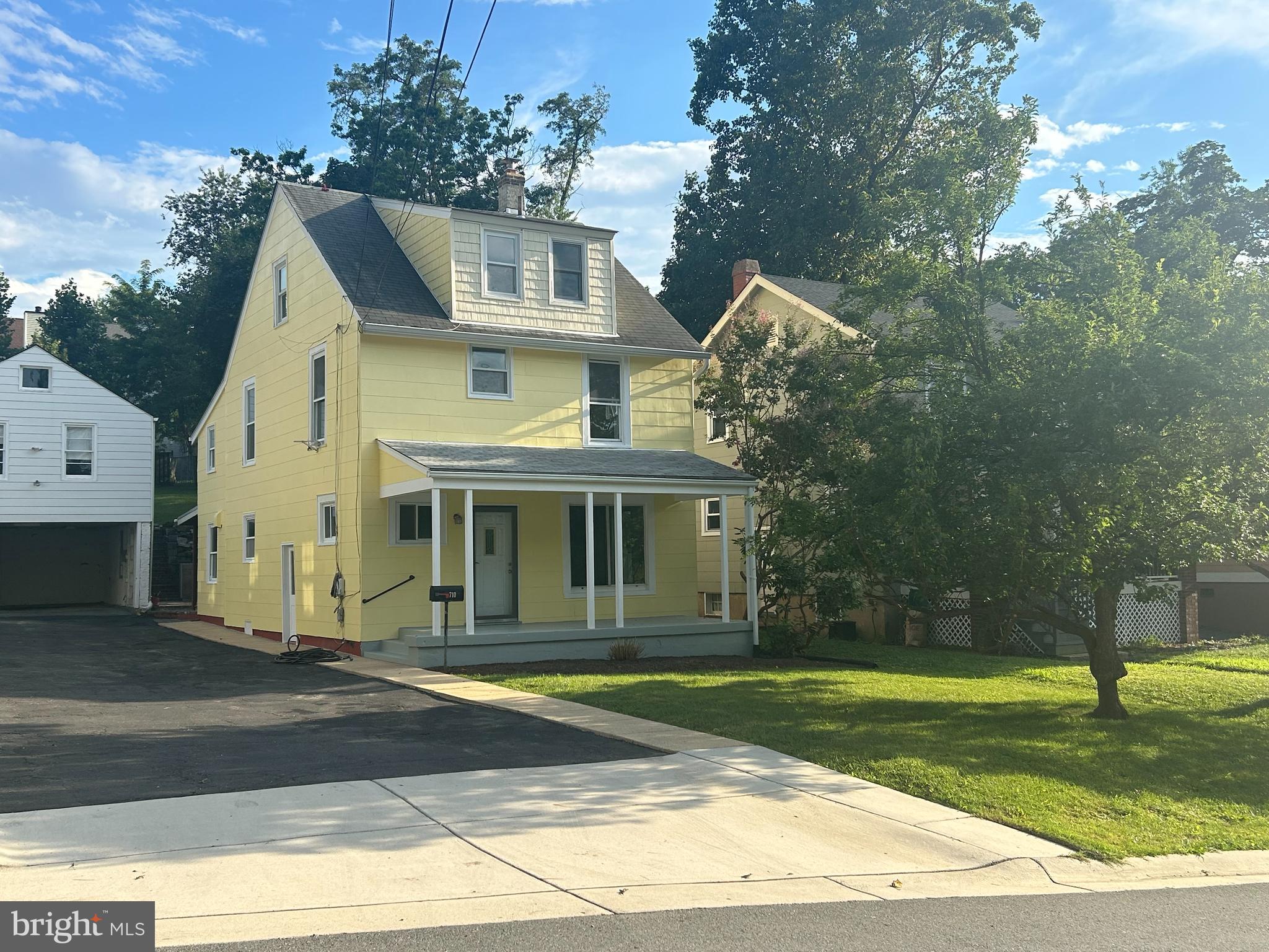 710 SILVER SPRING AVENUE