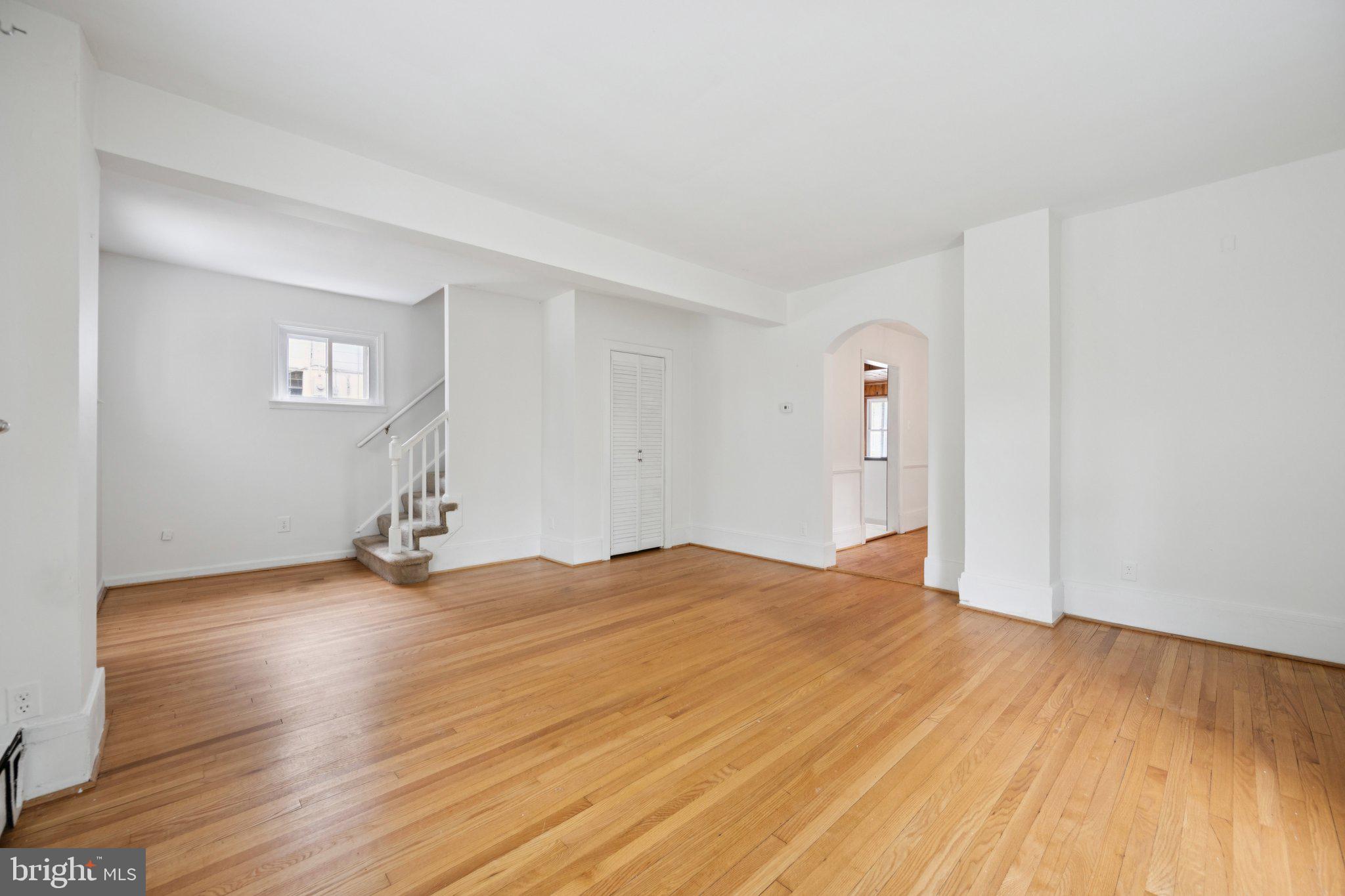 SILVER SPRING - Residential