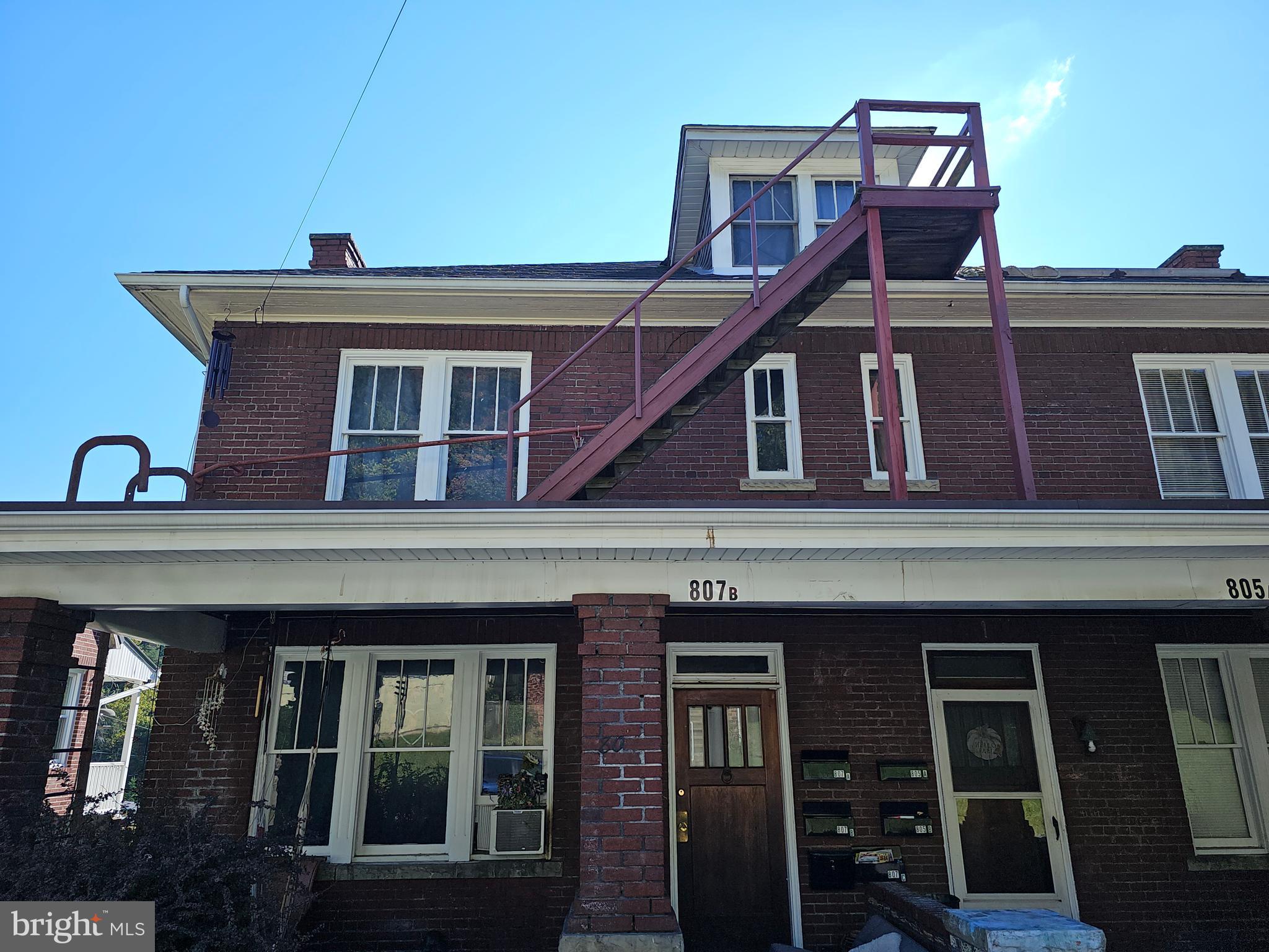 805 BEDFORD STREET