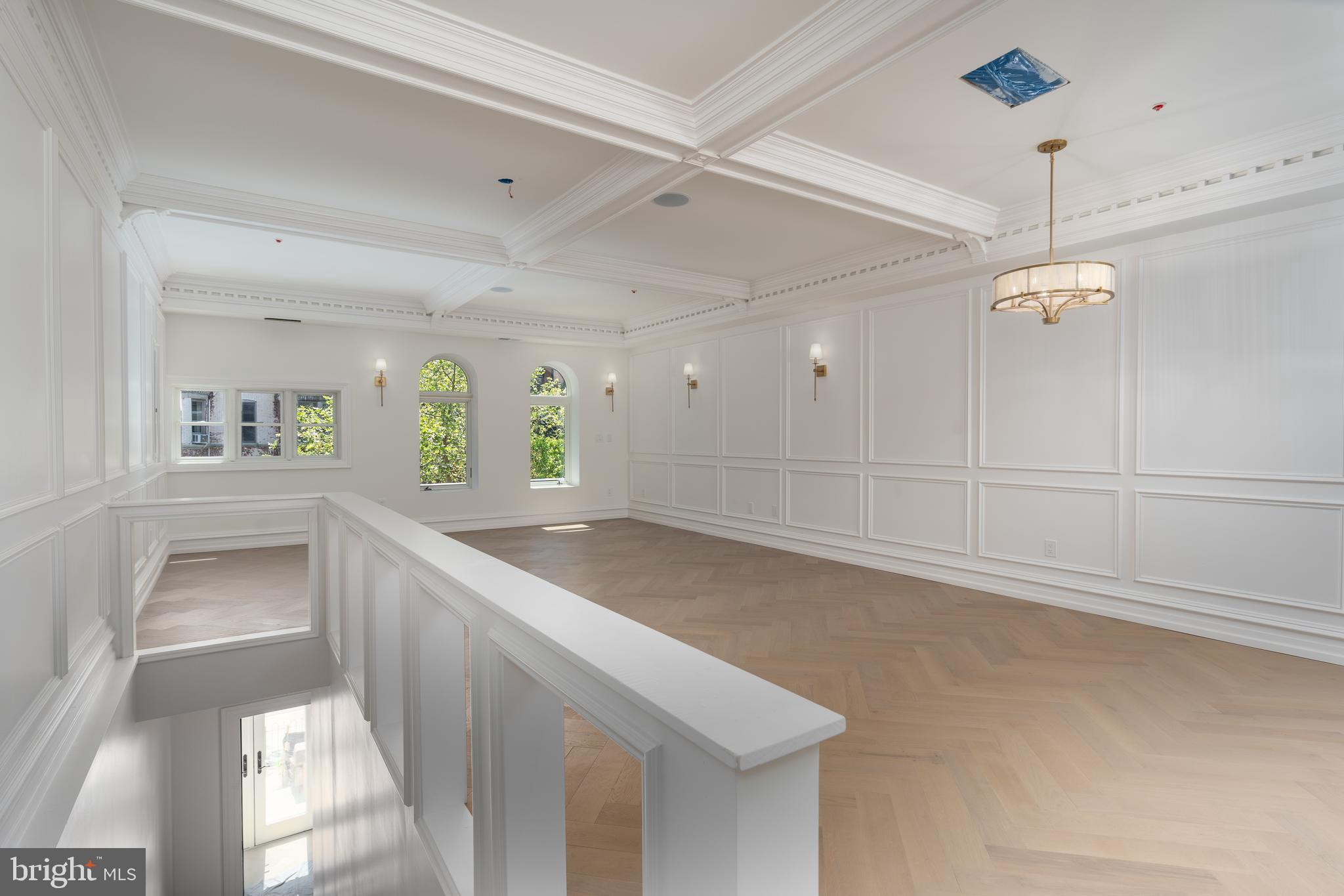 DUPONT CIRCLE - Residential Income