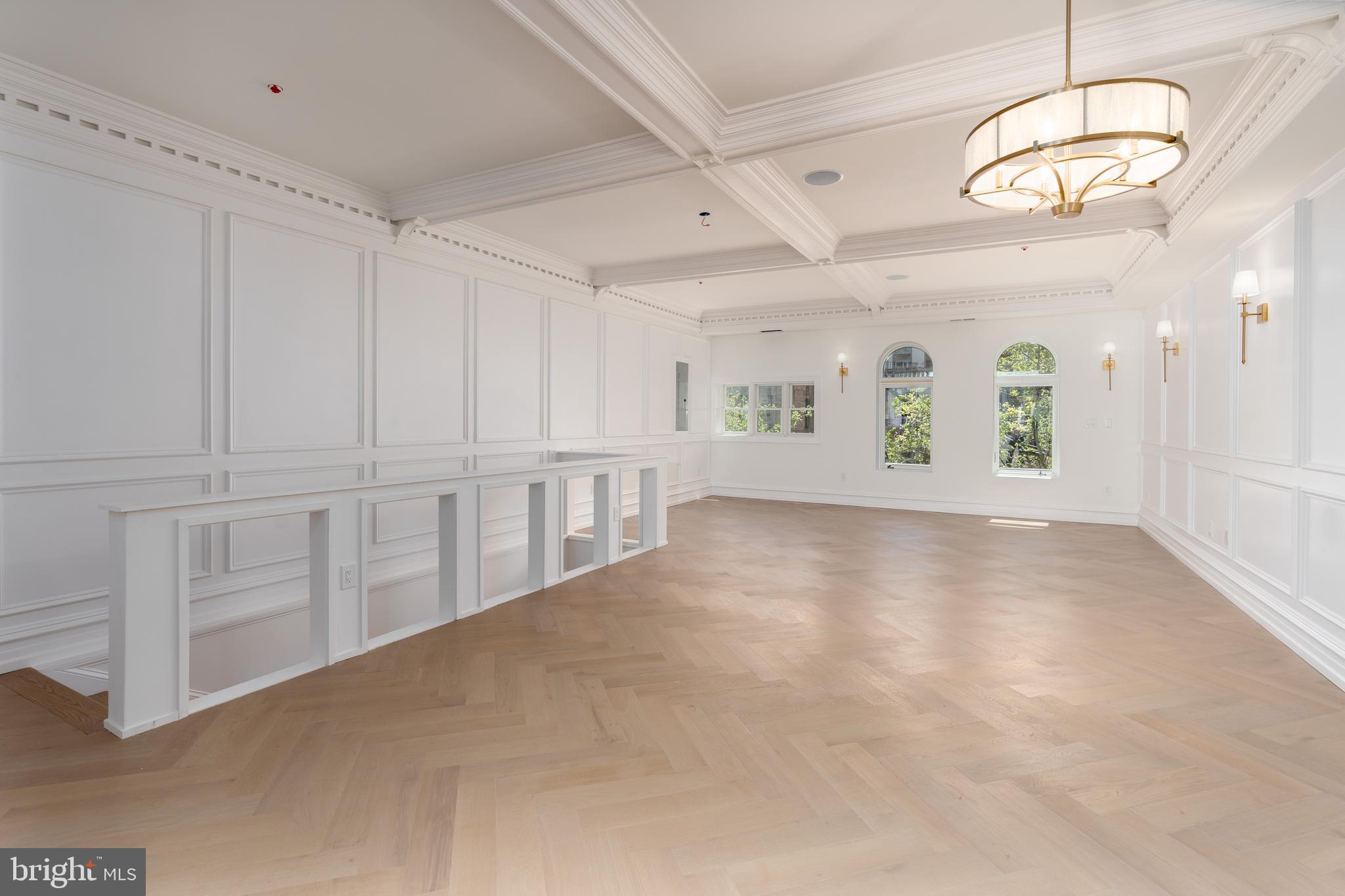 DUPONT CIRCLE - Residential Income