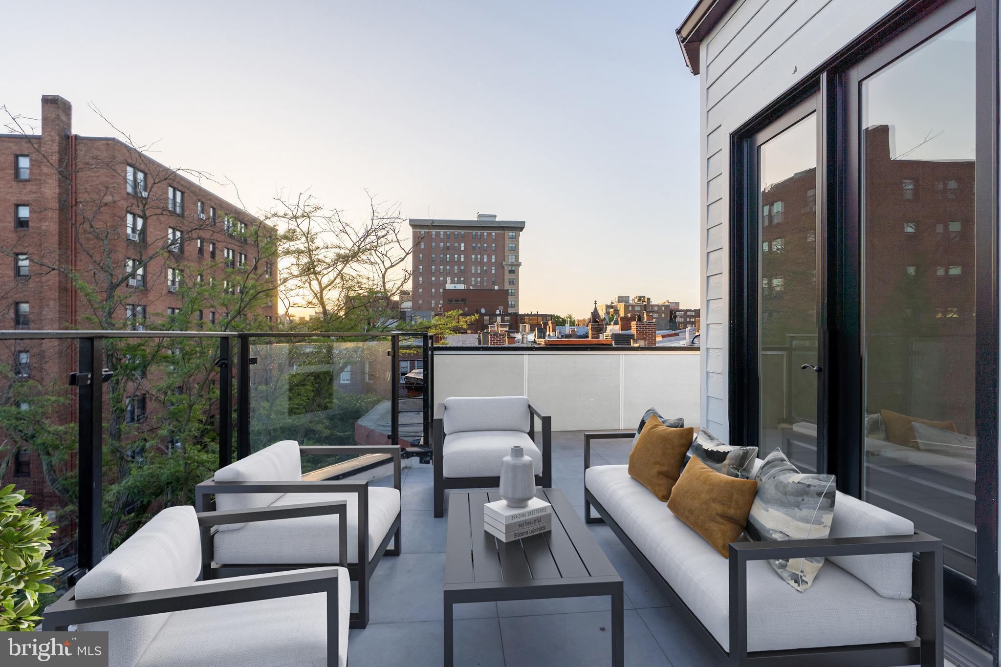 DUPONT CIRCLE - Residential Income