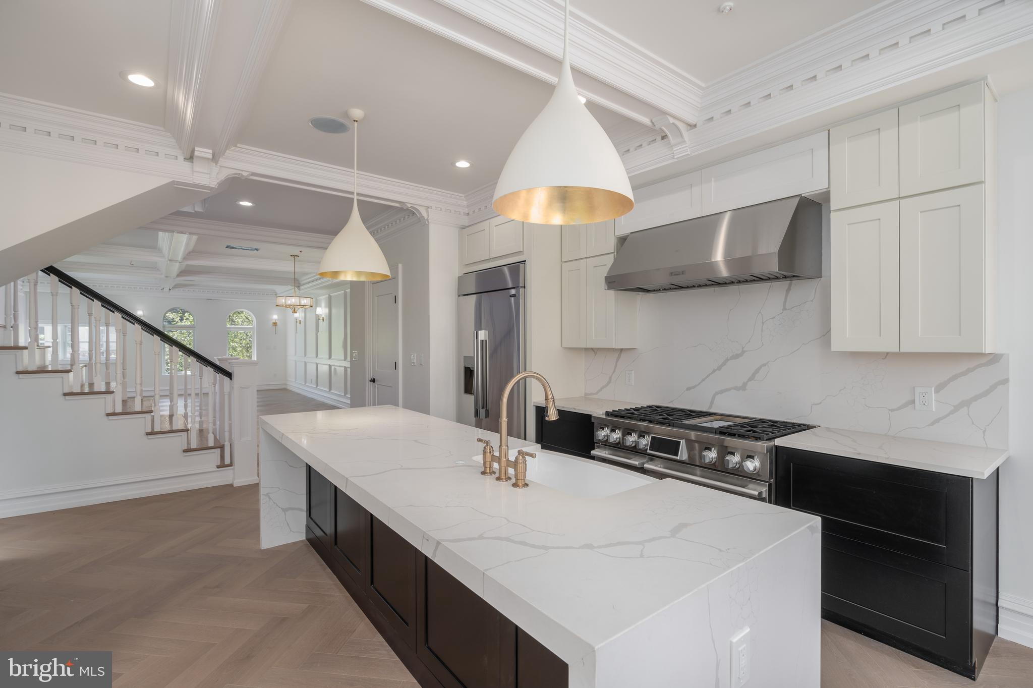 DUPONT CIRCLE - Residential Income