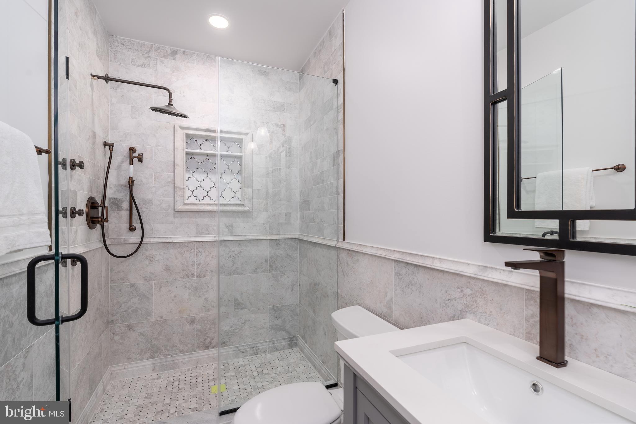 DUPONT CIRCLE - Residential Income