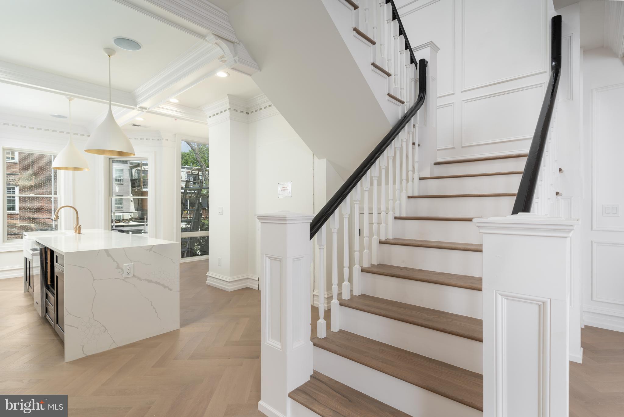 DUPONT CIRCLE - Residential Income