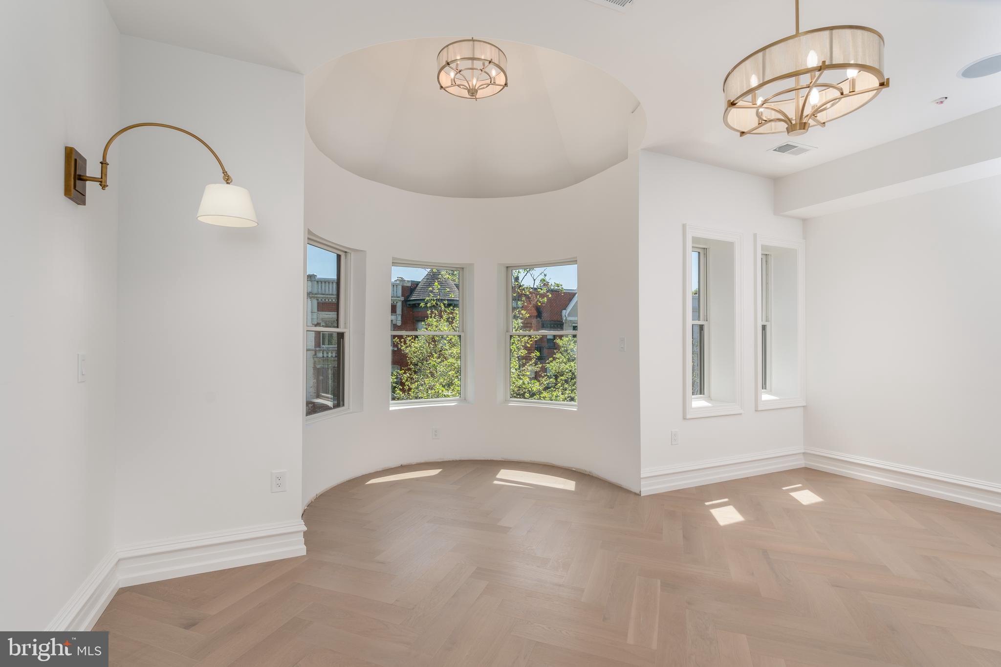 DUPONT CIRCLE - Residential Income