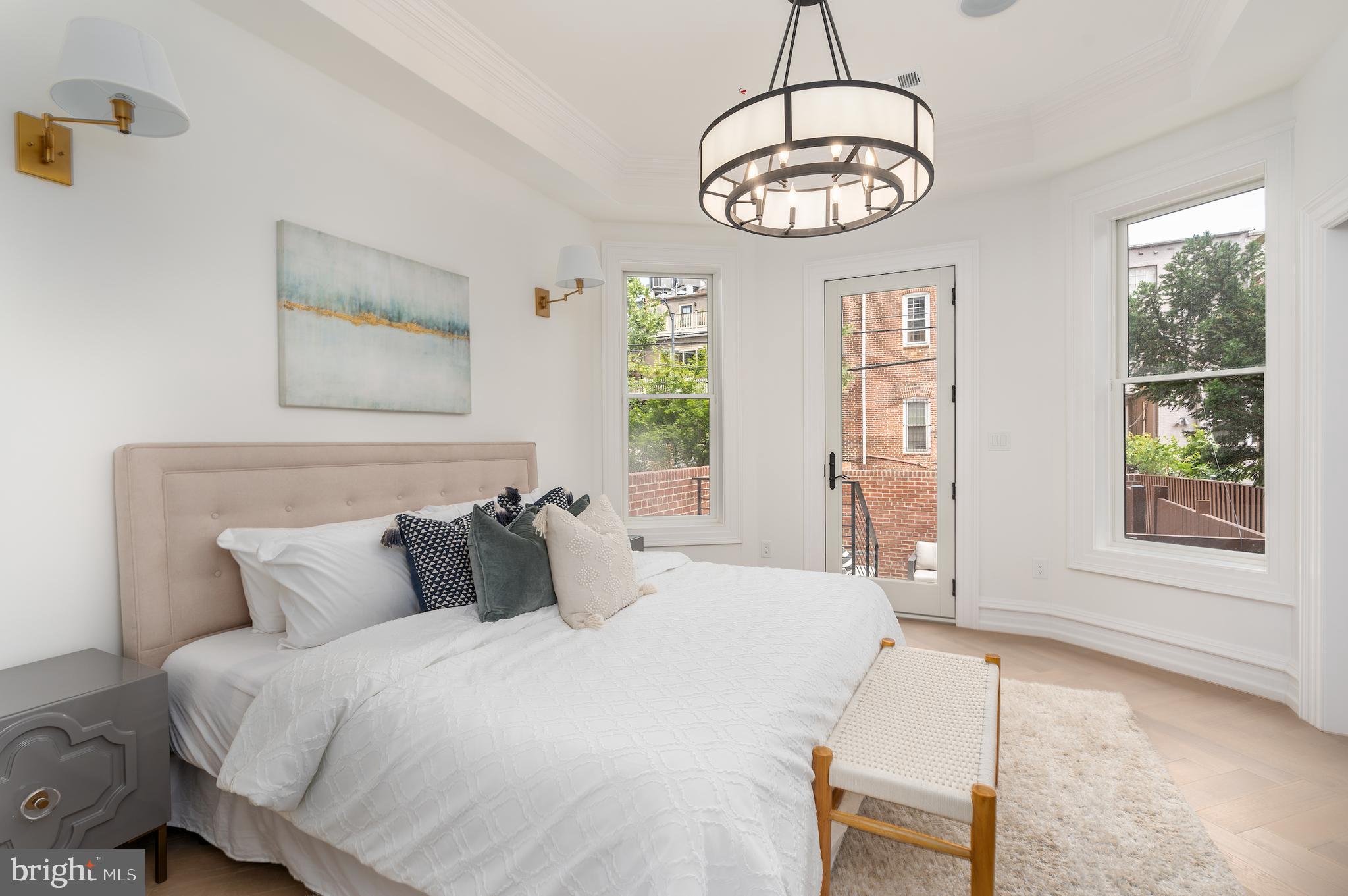 DUPONT CIRCLE - Residential Income