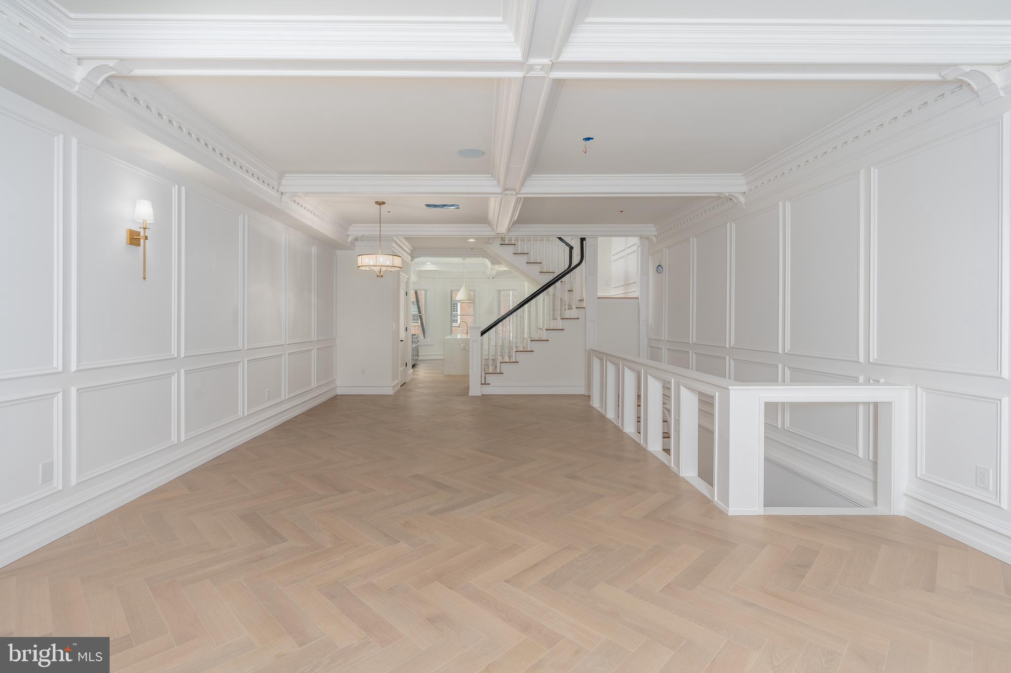 DUPONT CIRCLE - Residential Income