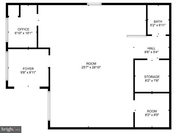 Main image without alt text