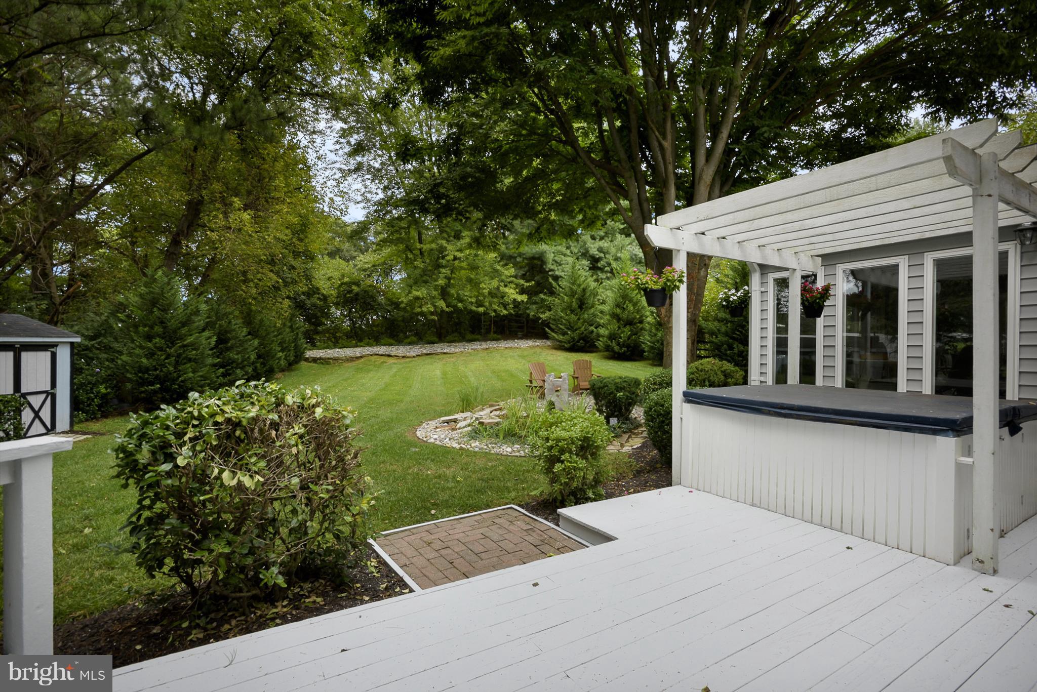 MOUNT HEBRON - Residential