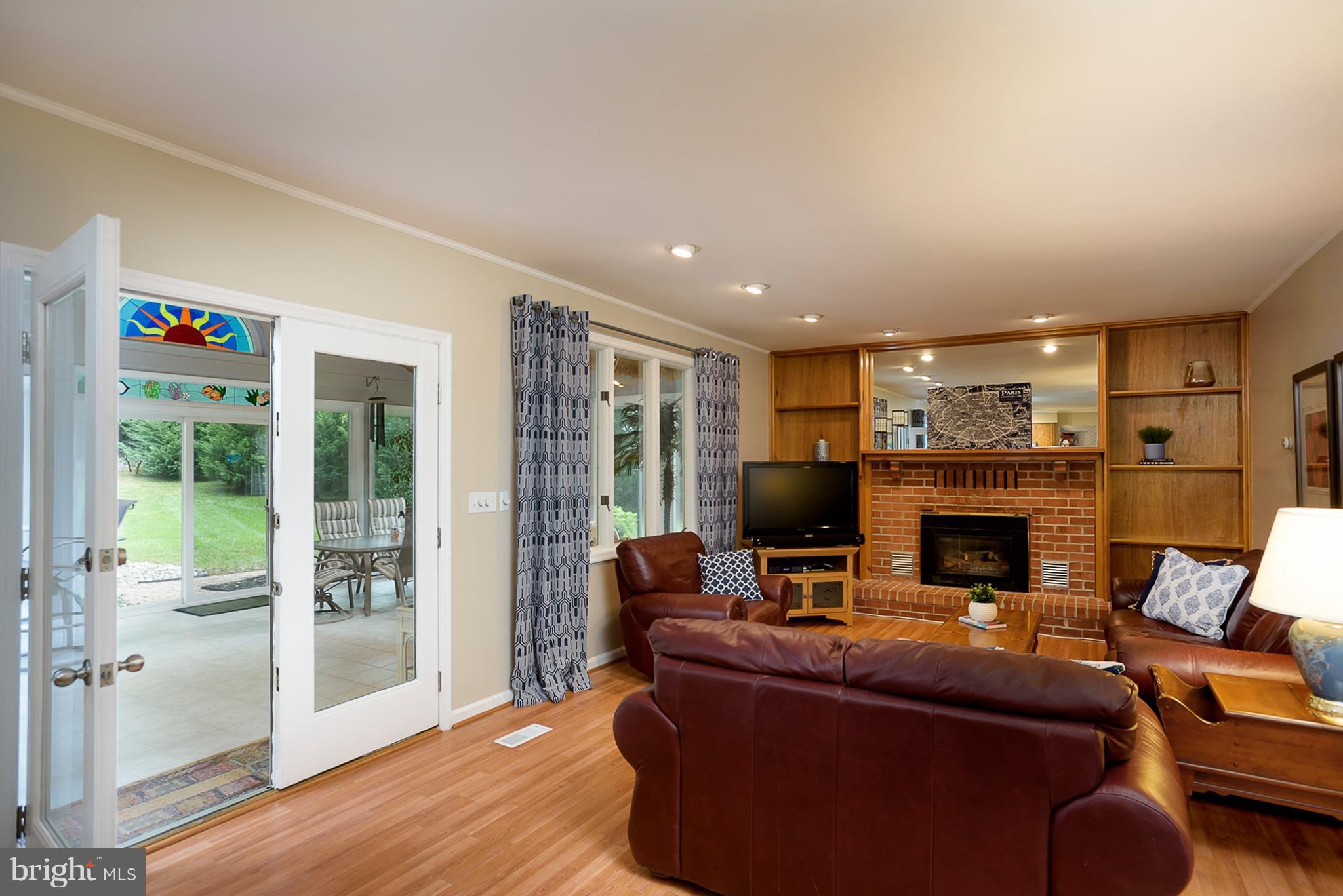 MOUNT HEBRON - Residential