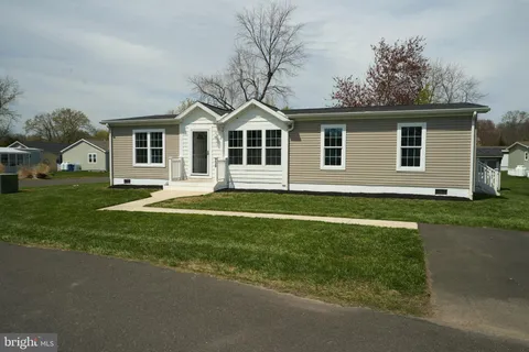 MLS: PABU2092614