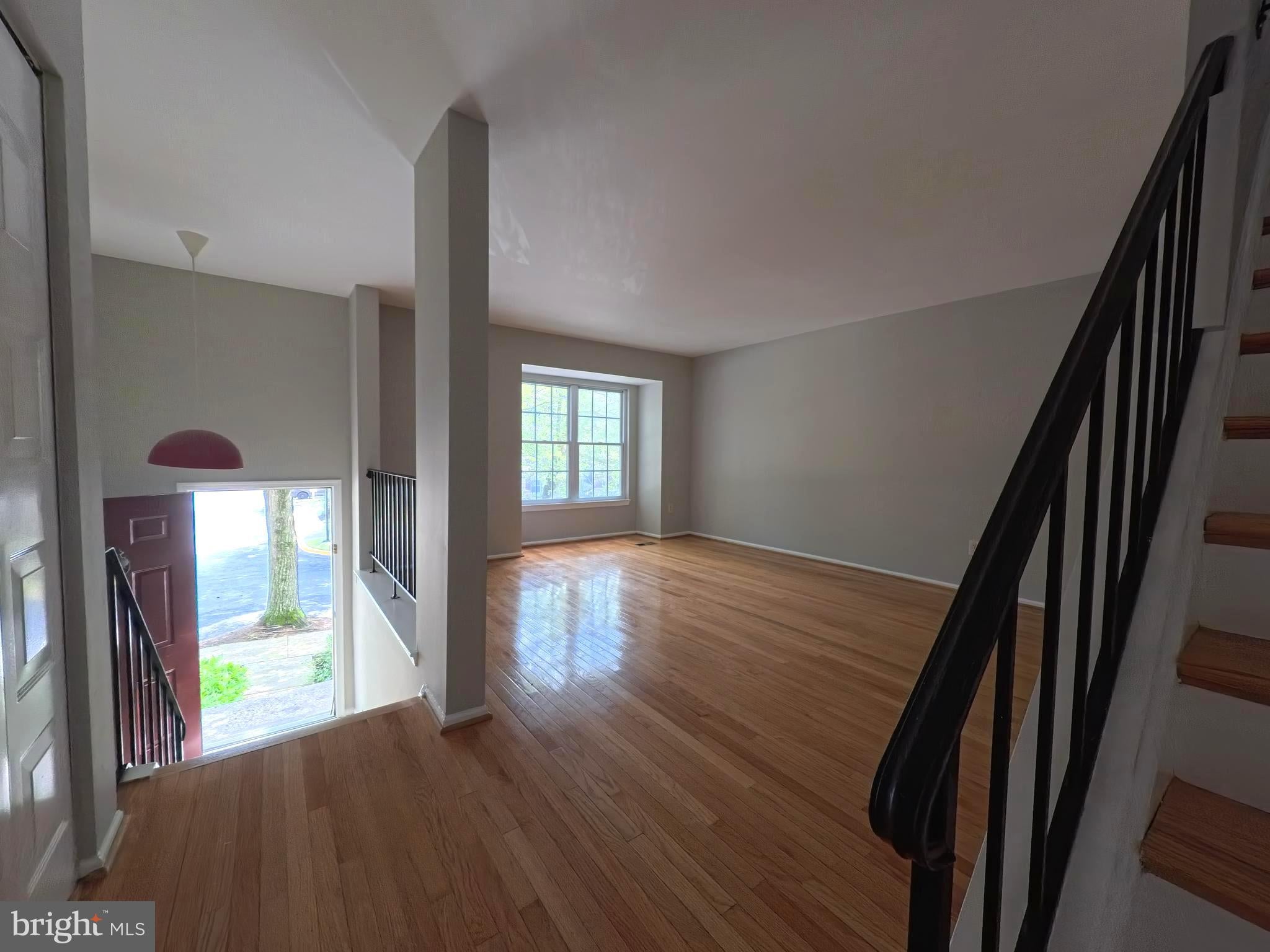 621 IVY LEAGUE LANE 19-107