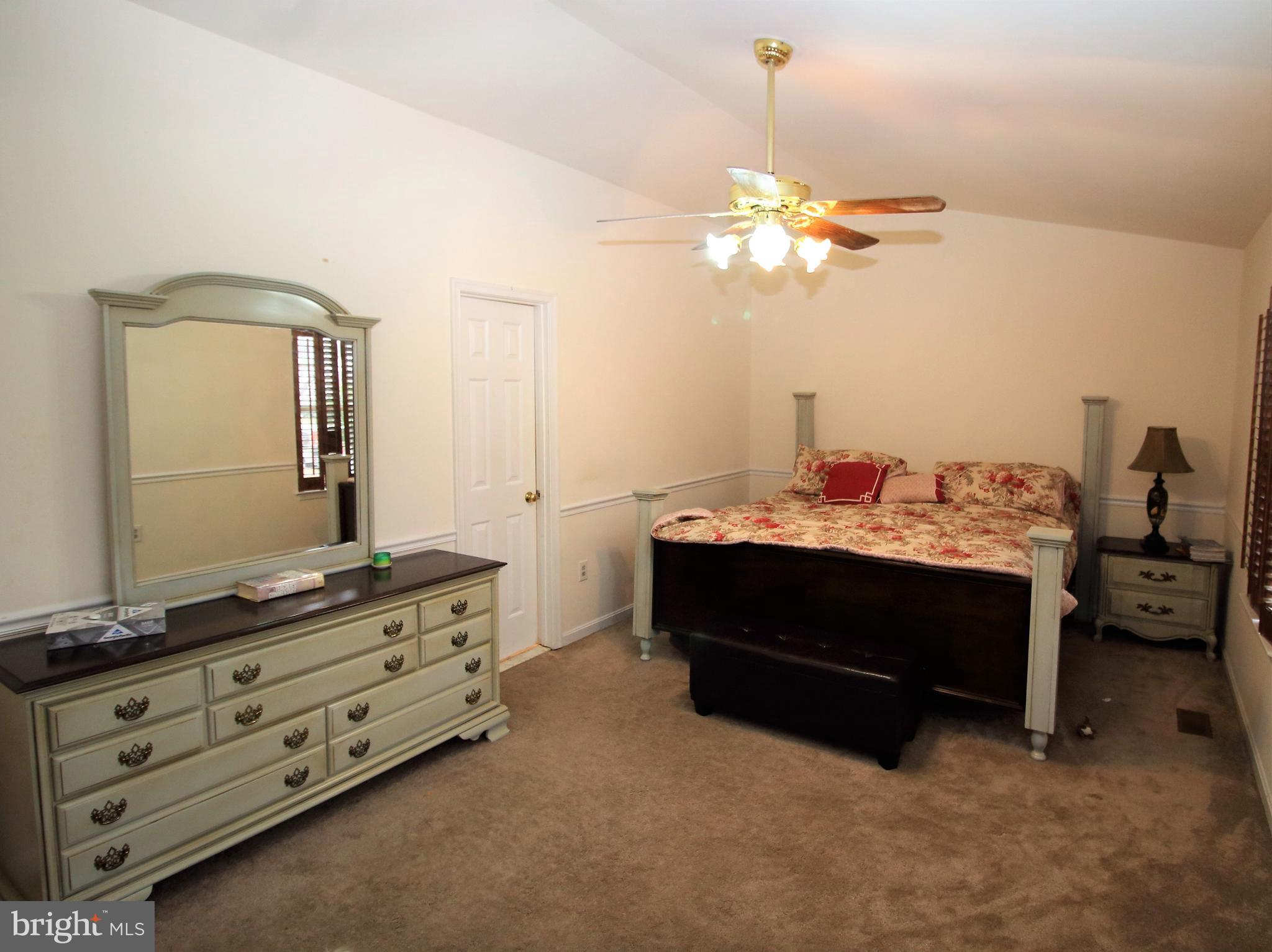 STRATFORD GLEN - Residential