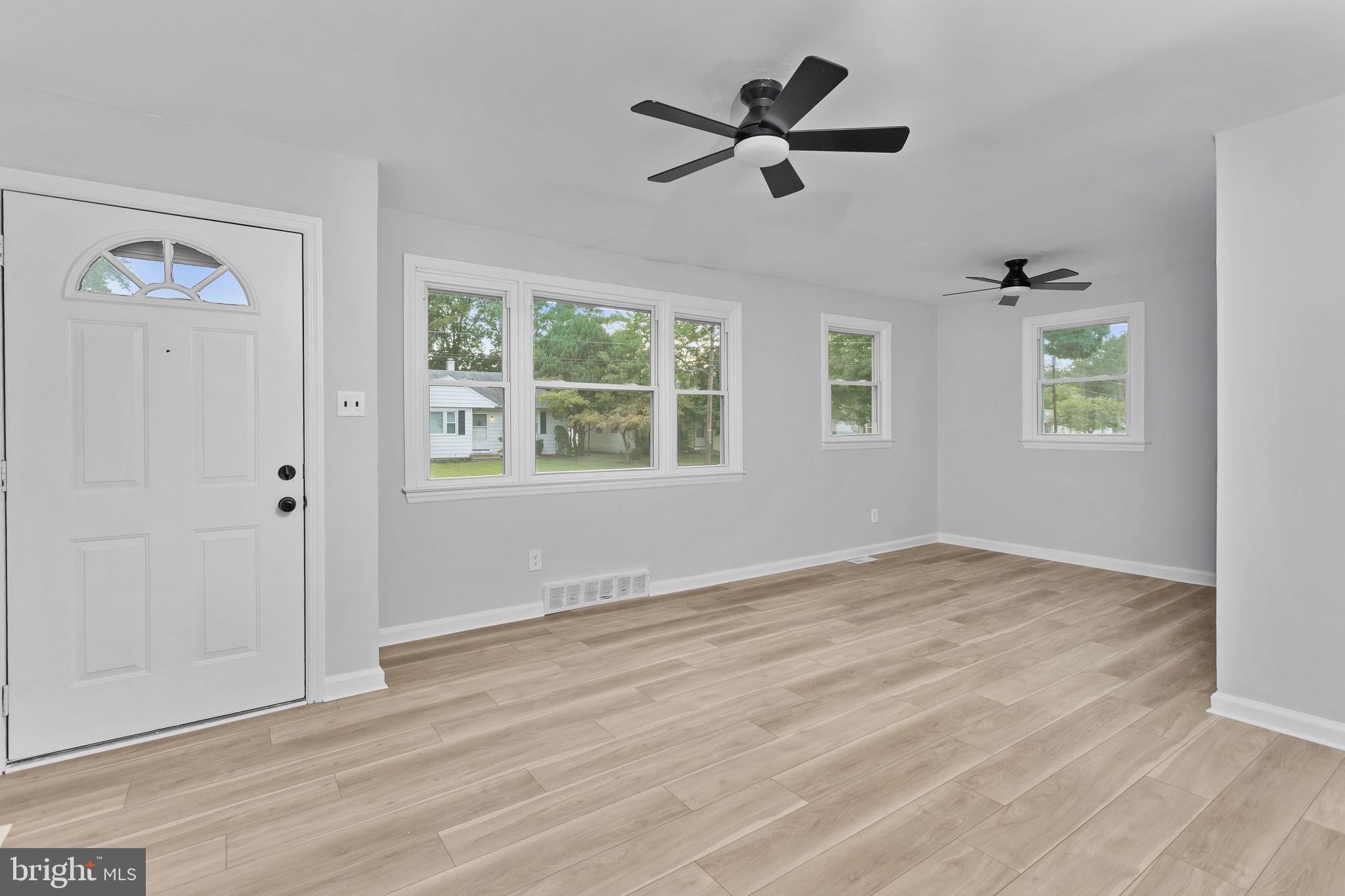 31 FARNSWORTH AVENUE