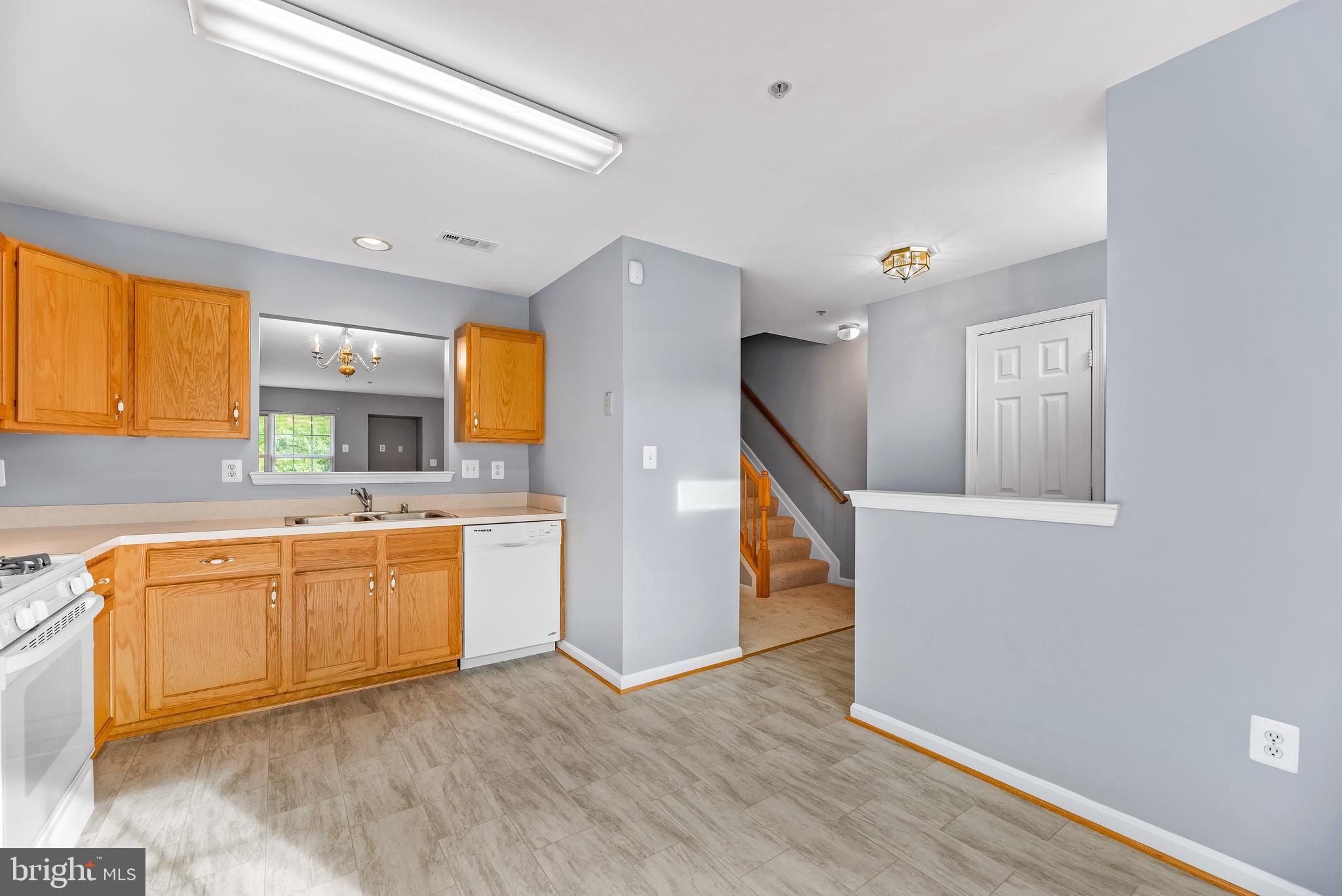 CHAPLINE PLACE - Residential