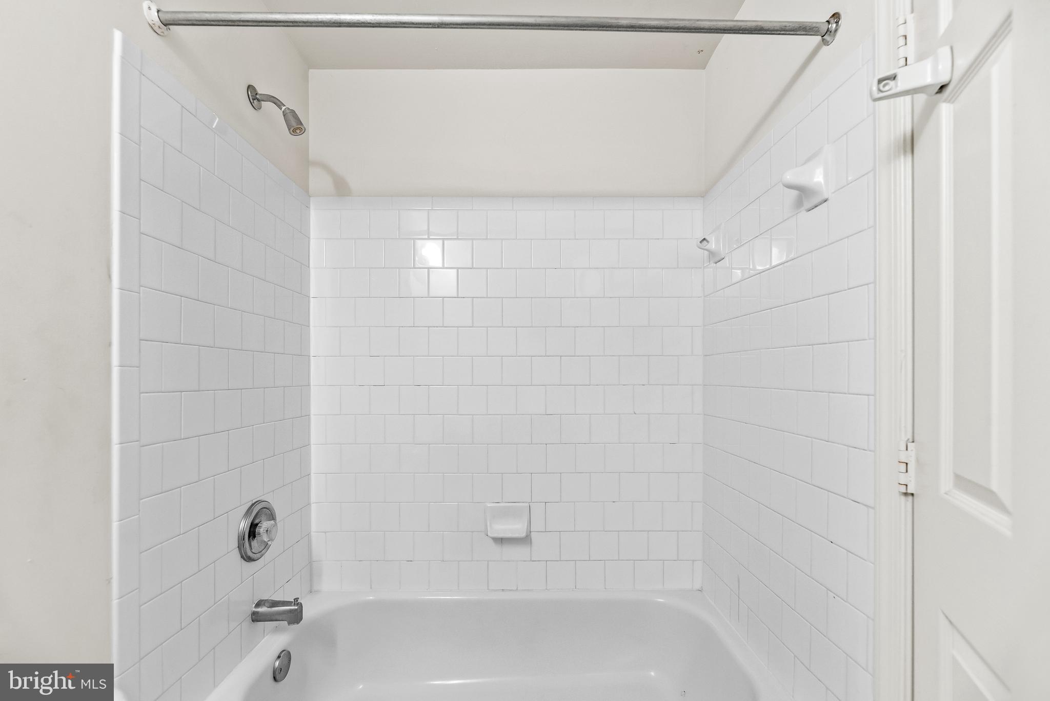 CHAPLINE PLACE - Residential