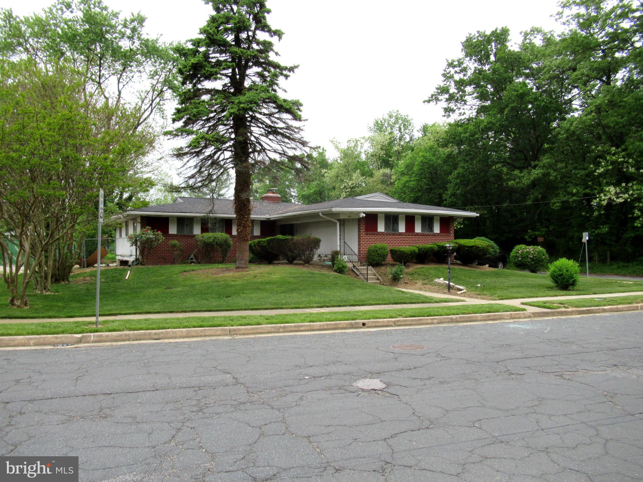 SUTER CIRCLE - Residential