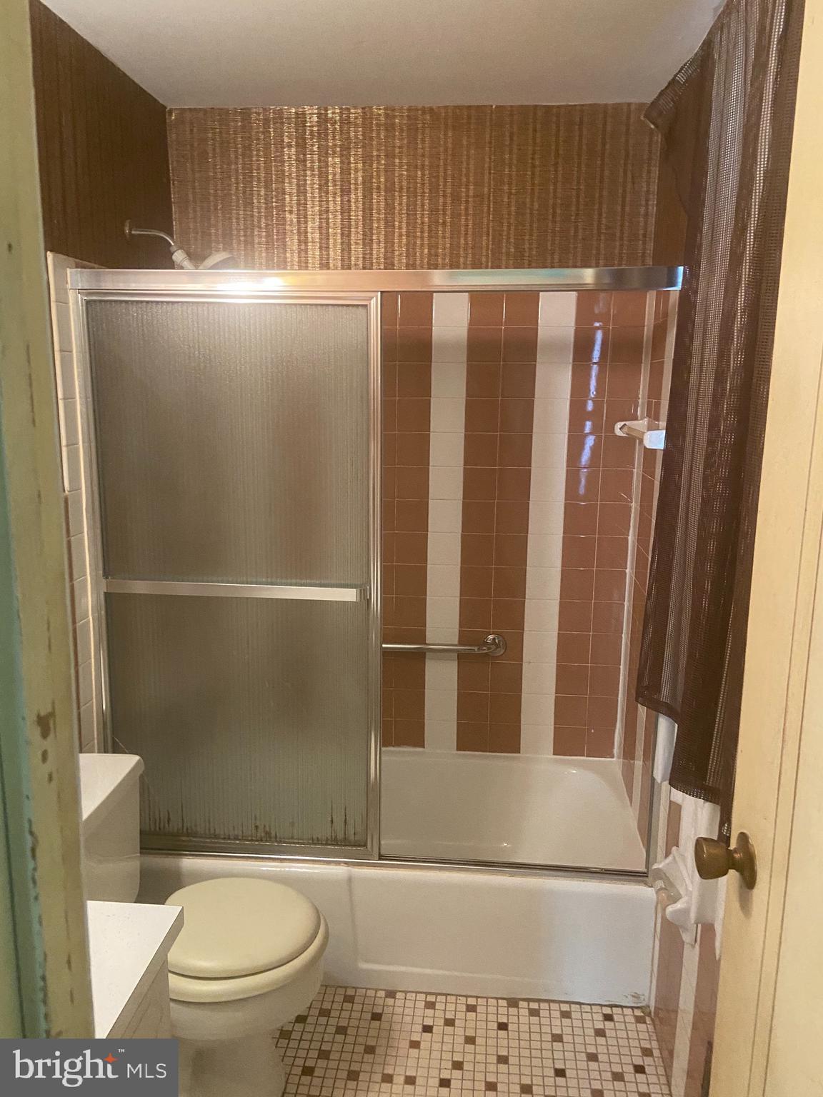 SUTER CIRCLE - Residential