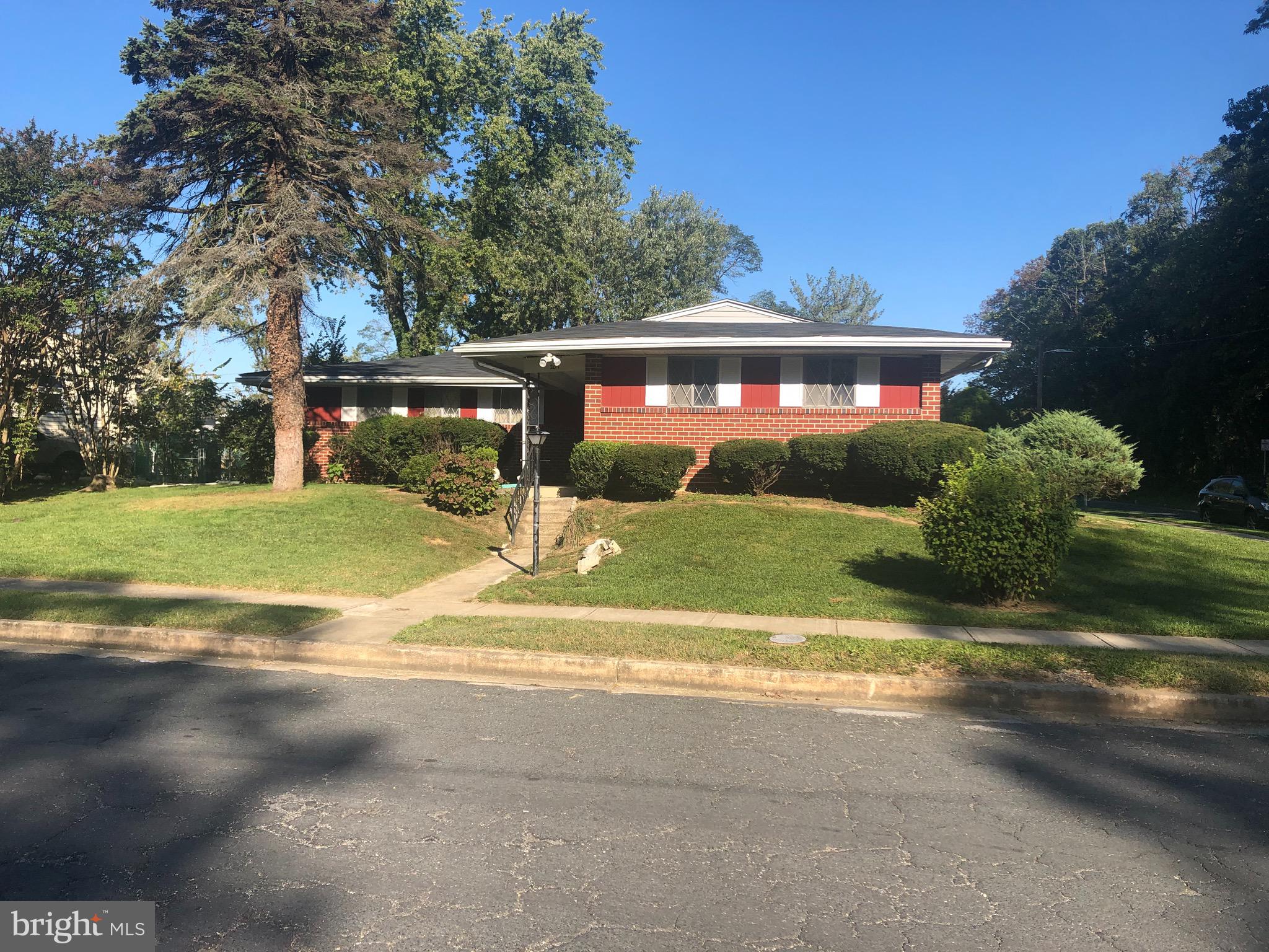 SUTER CIRCLE - Residential