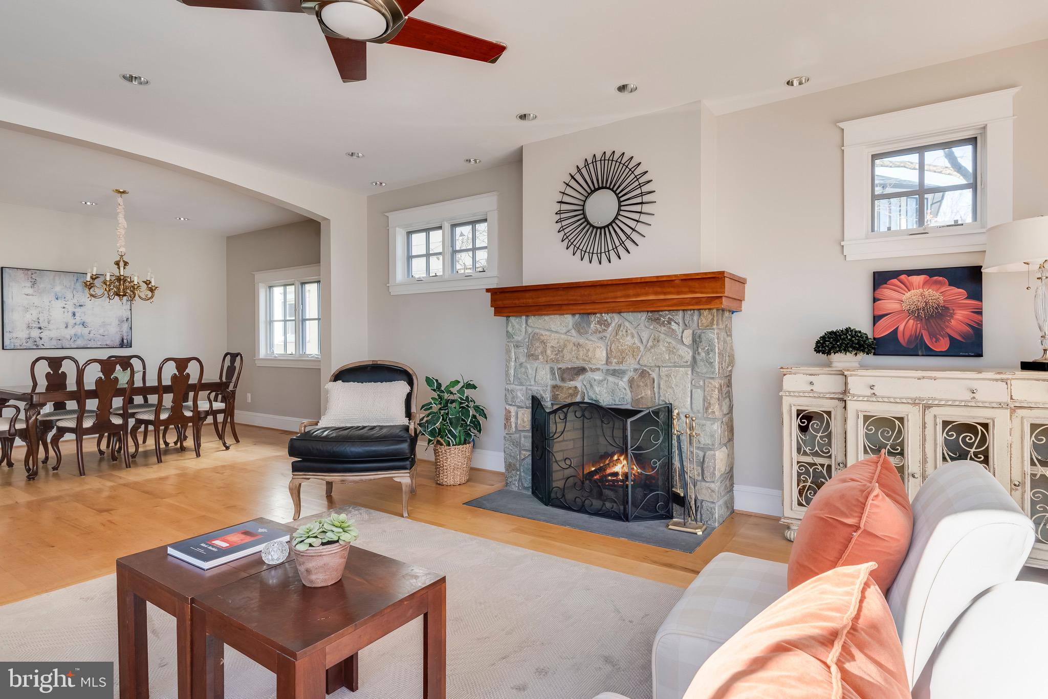 MURRAY HILL - Residential