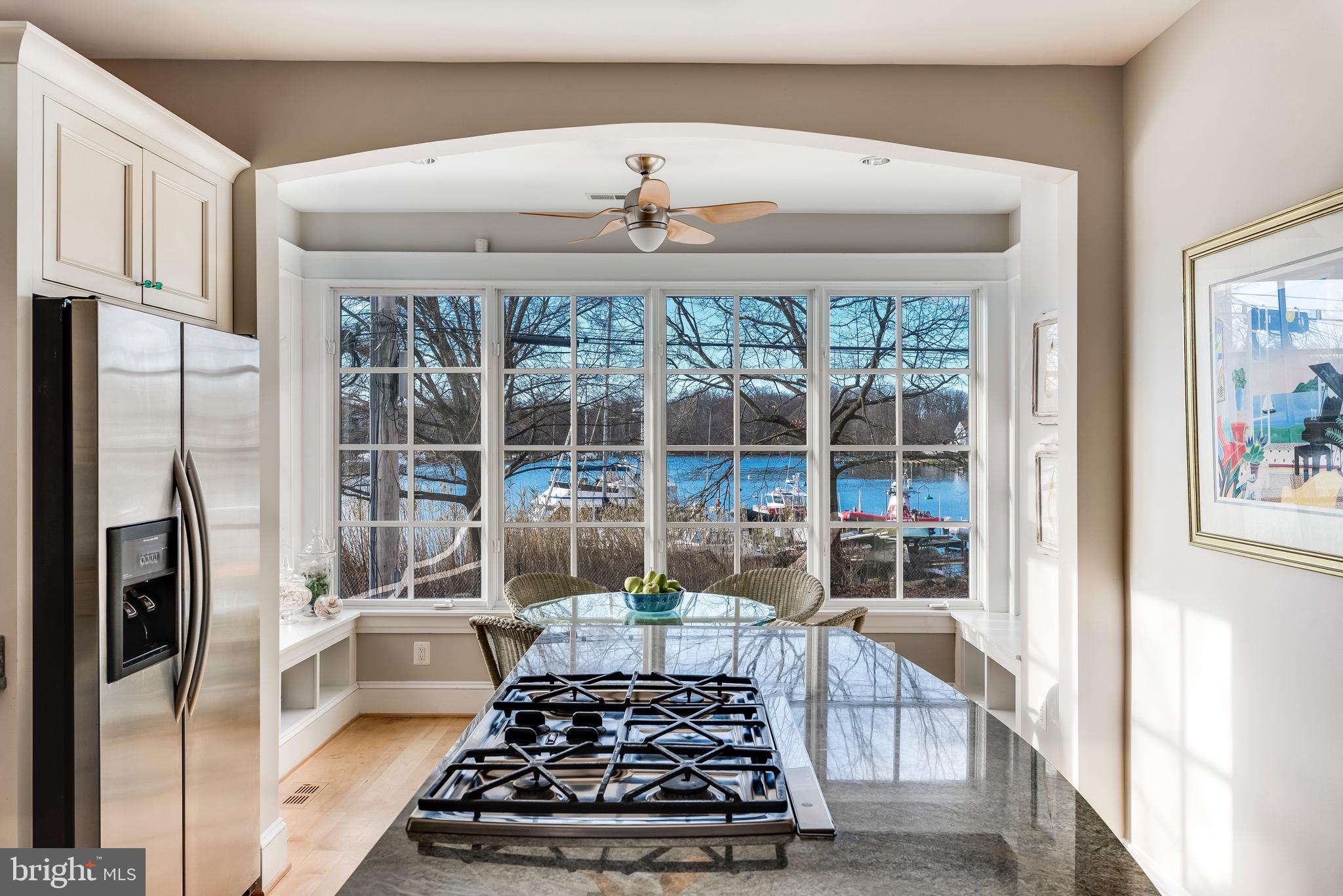 MURRAY HILL - Residential