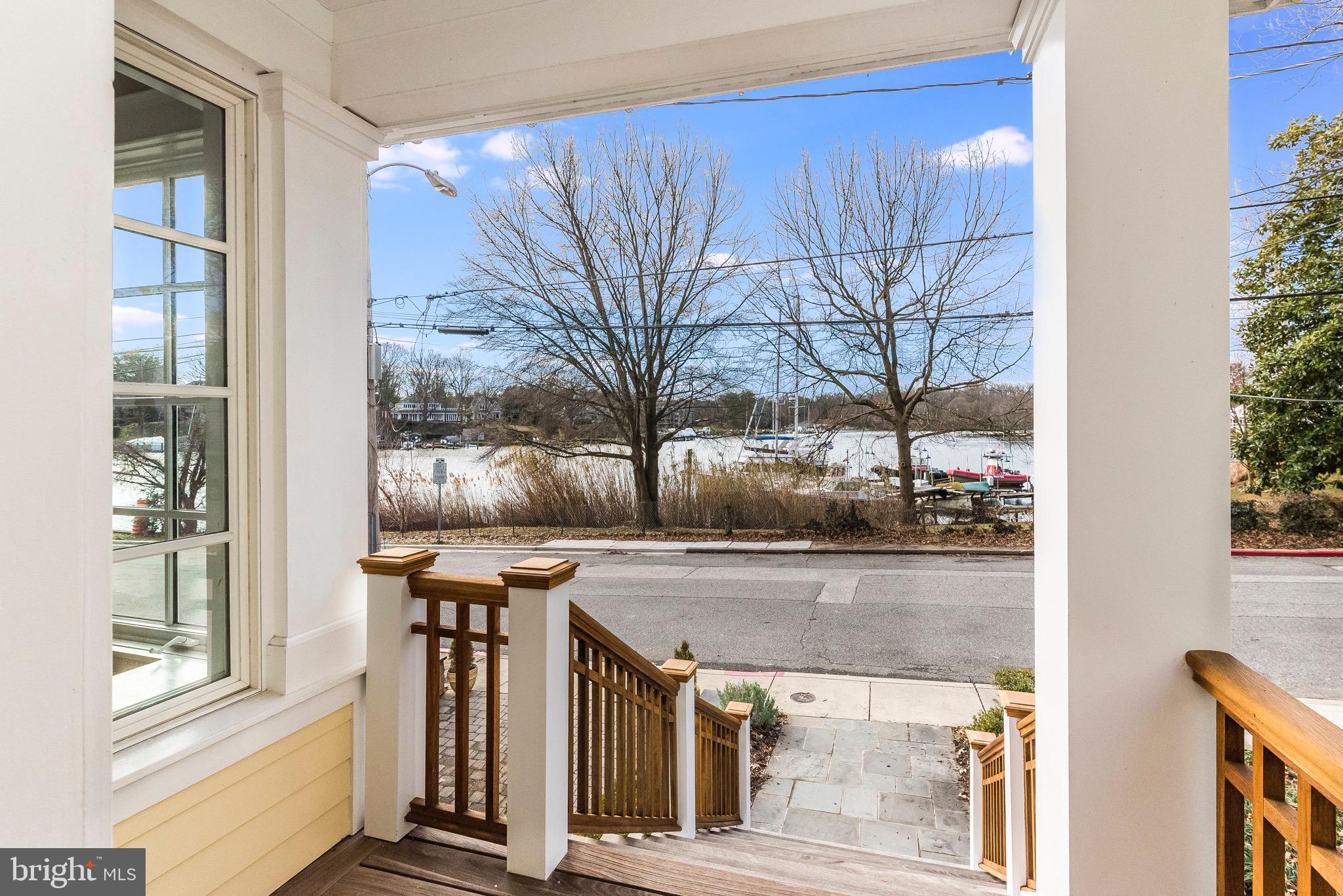 MURRAY HILL - Residential