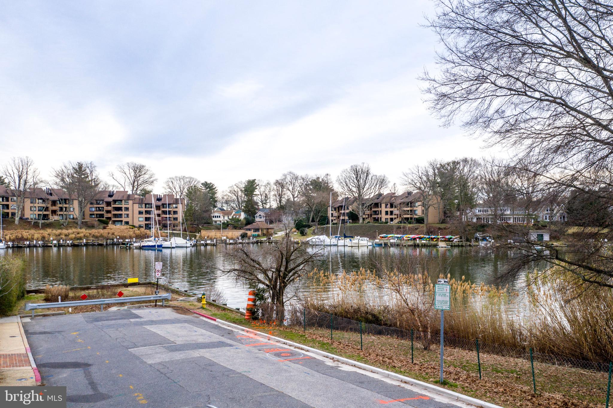 MURRAY HILL - Residential