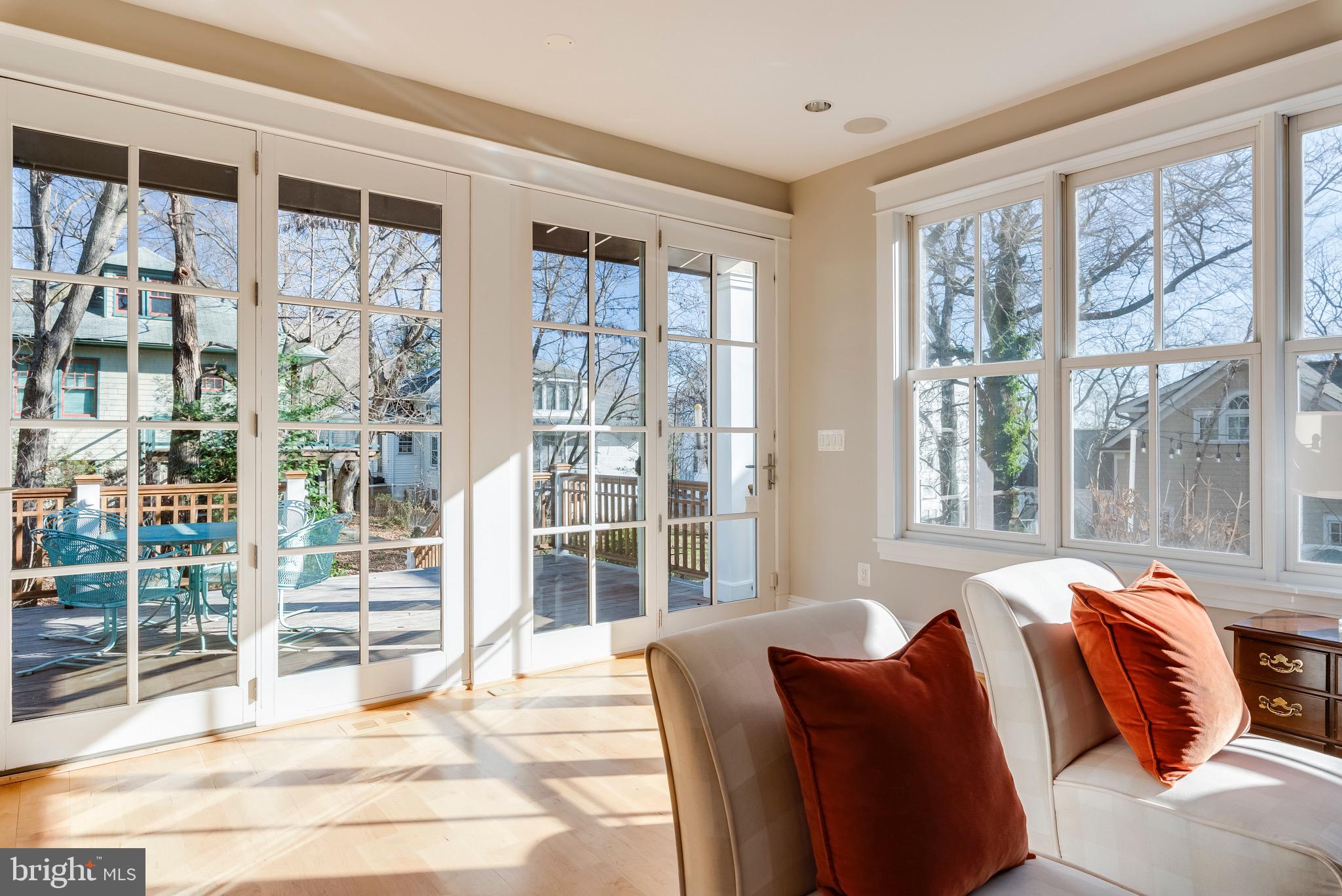 MURRAY HILL - Residential